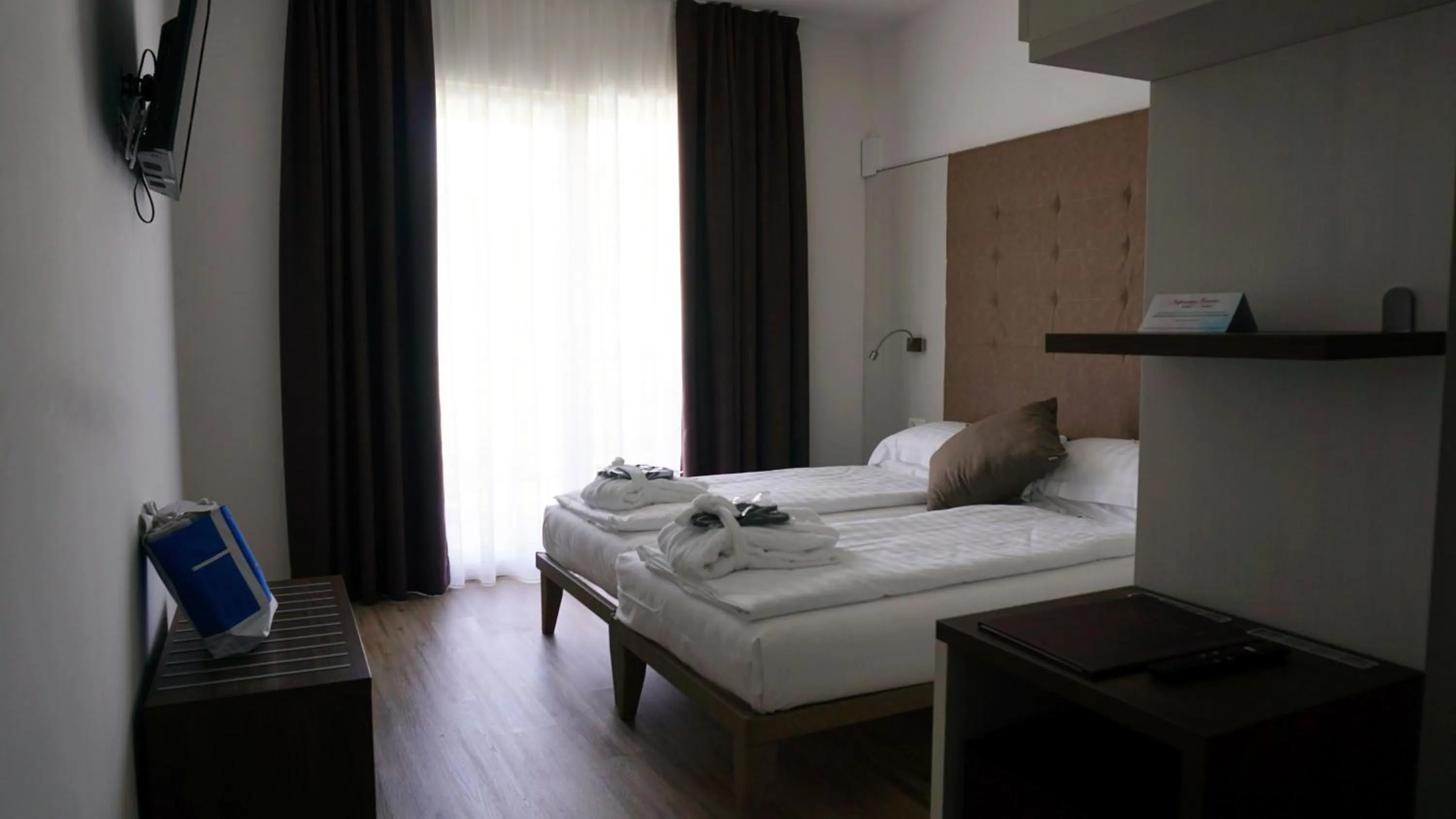 Bedroom, Bed in Park Hotel Val Di Monte ***S