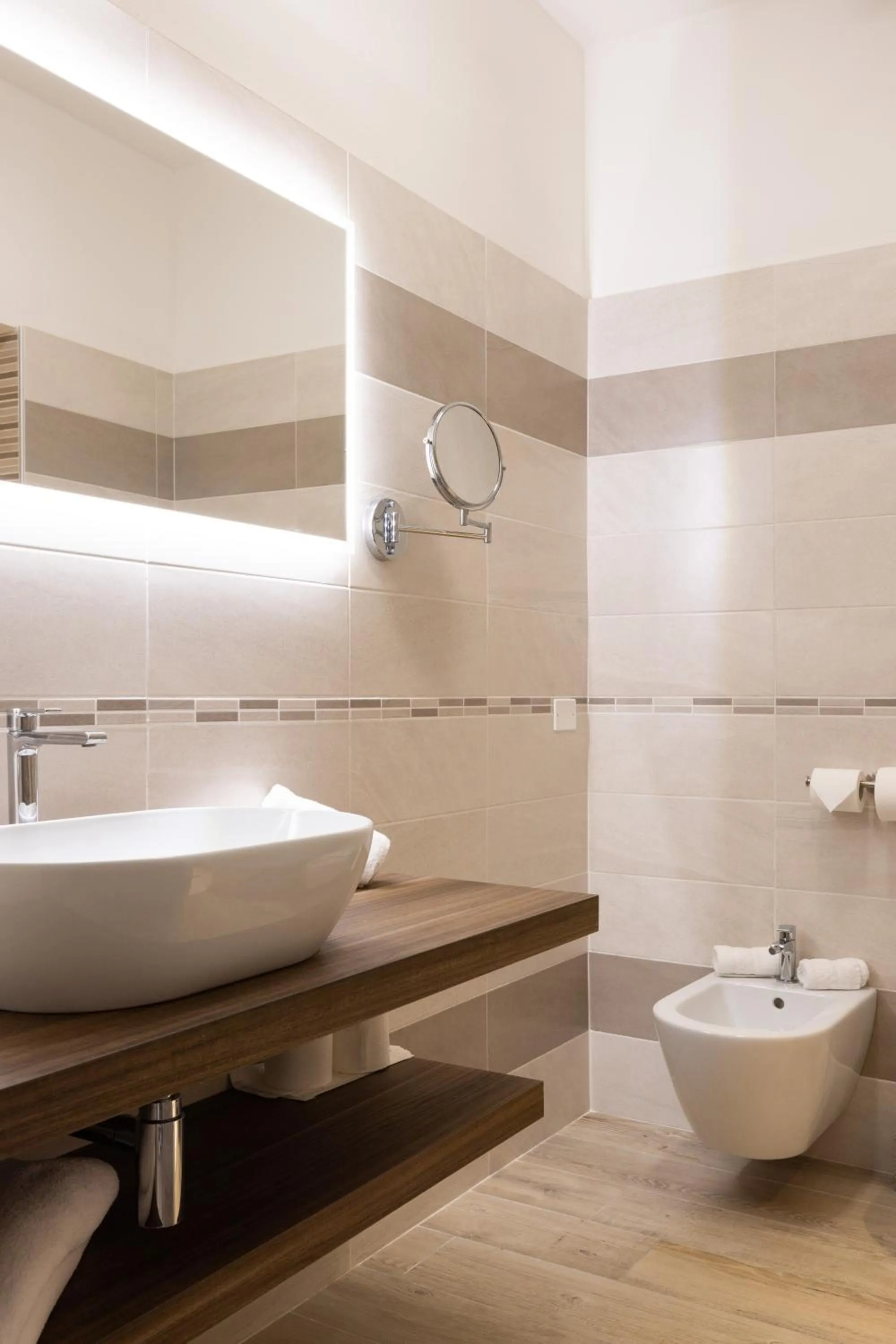 Shower in Park Hotel Val Di Monte ***S