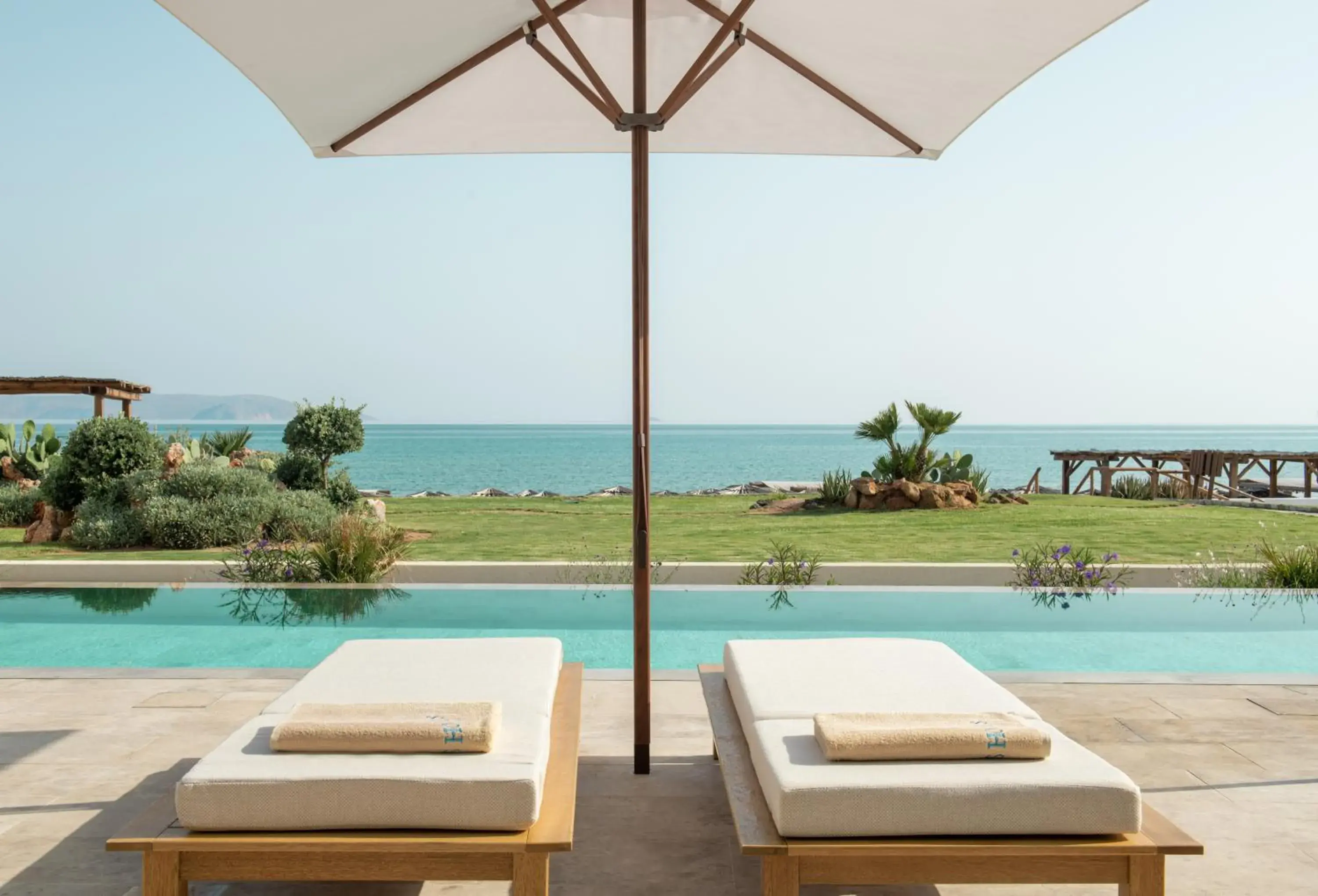 Swimming pool in Mitsis Rinela Swimming pool in Mitsis Rinela