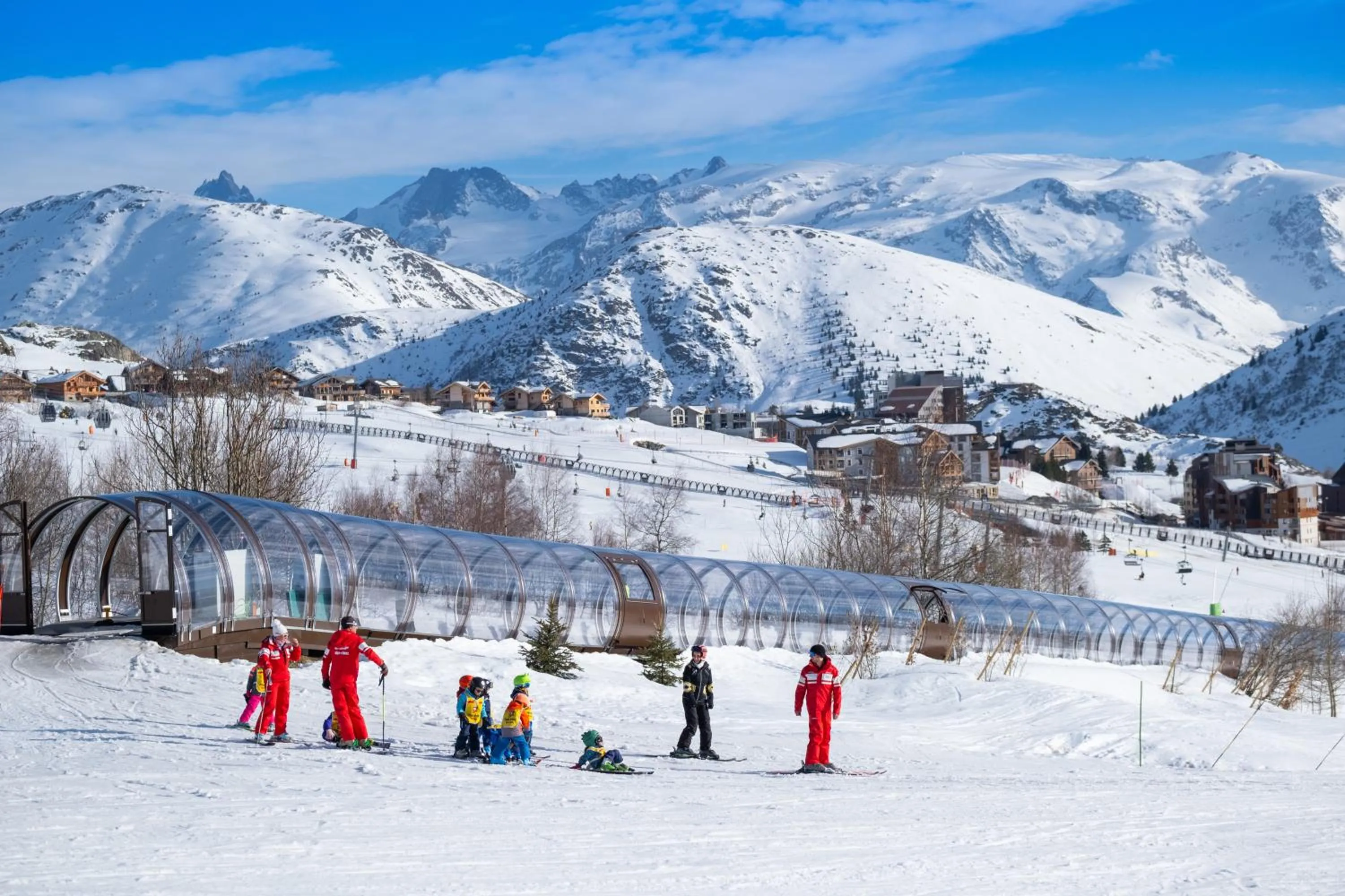 Ski School in Hôtel Club MMV Les Bergers