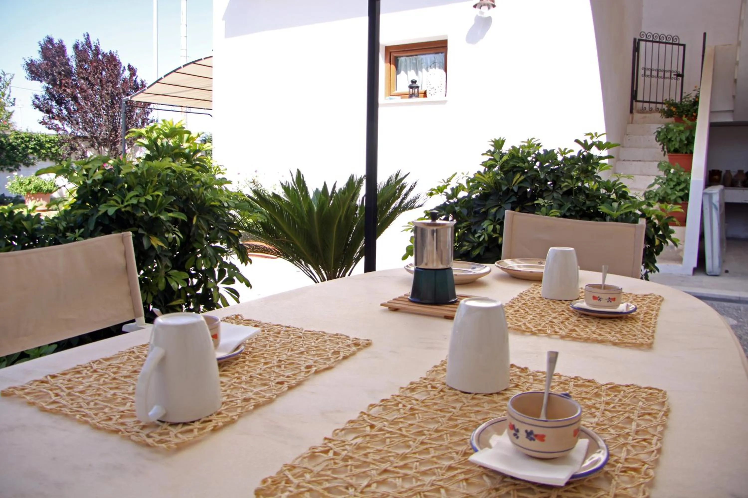 Coffee/tea facilities in B&B Villa Sofia