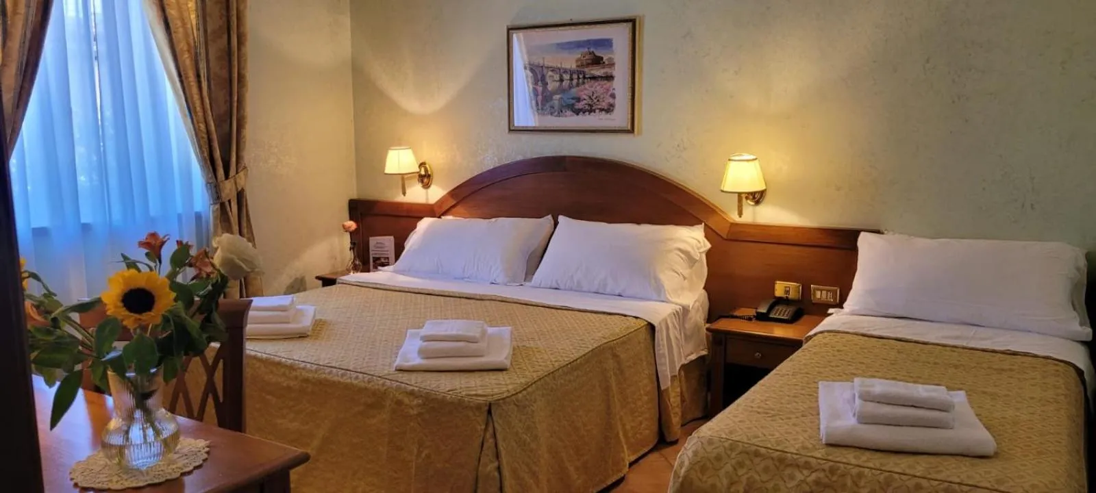 Standard Triple Room in Hotel Squarciarelli