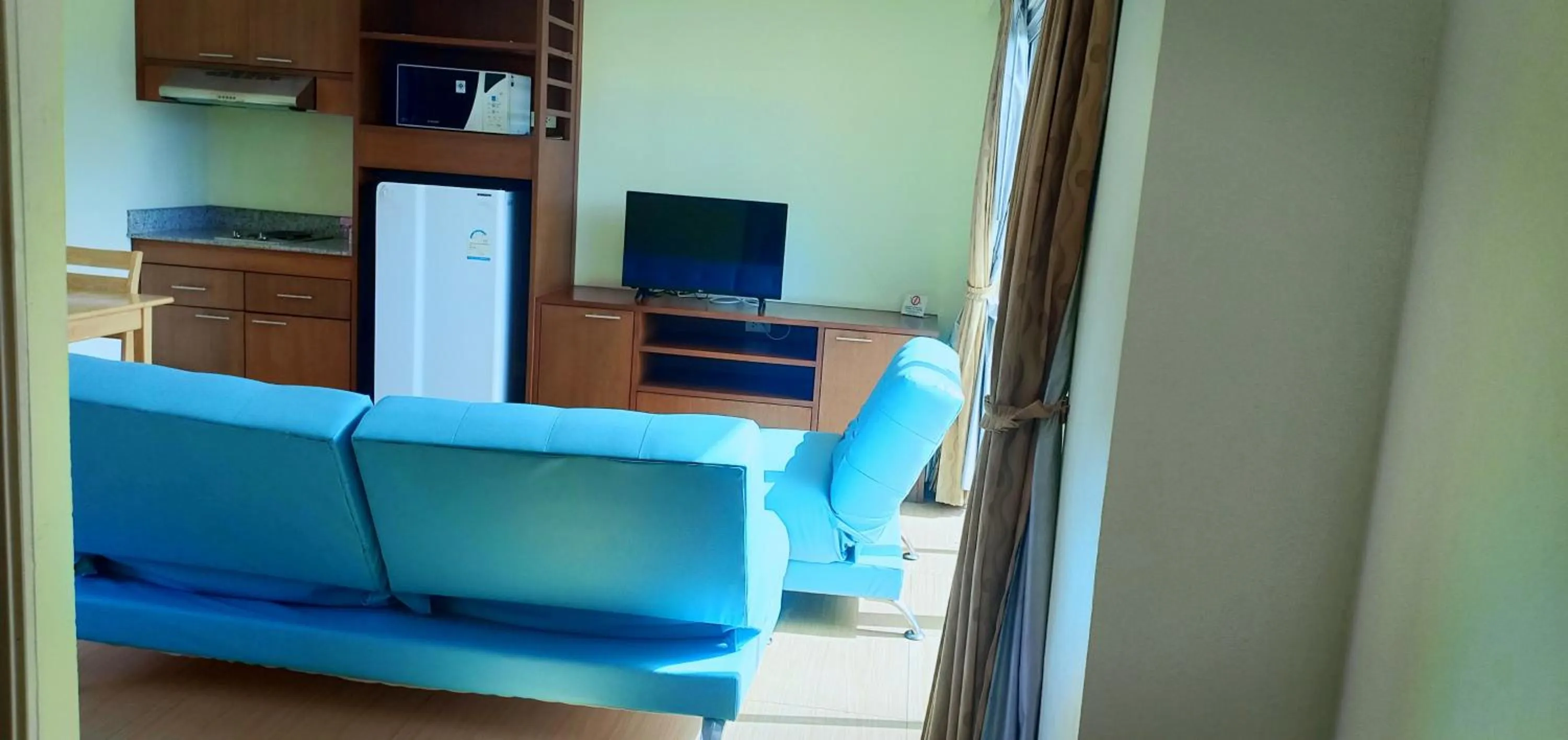 Living room, Bed in The Icon Place 2 @ Nurn Plub Wan