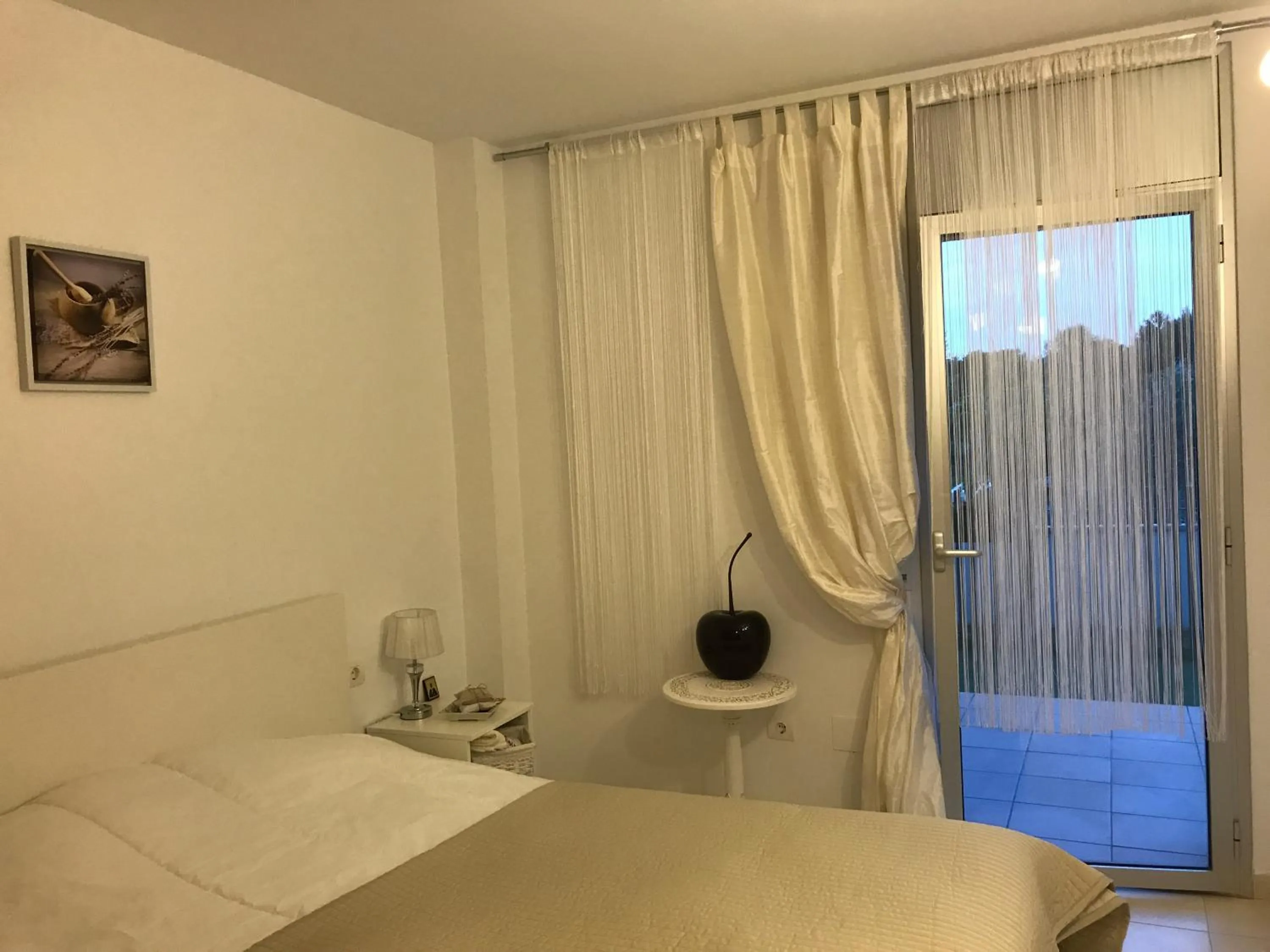 Bed in Paradise Village