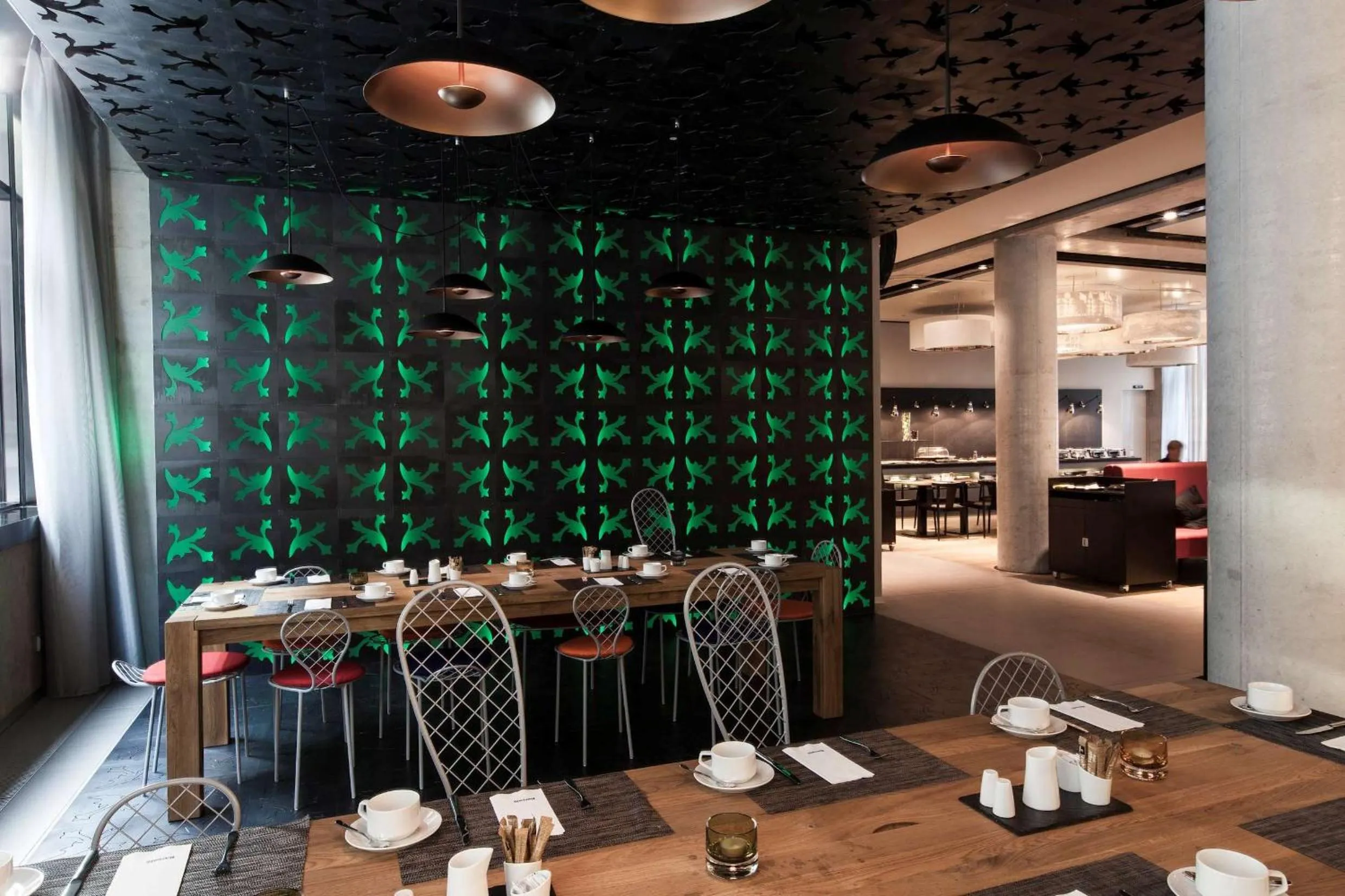 Restaurant/places to eat in Barceló Hamburg