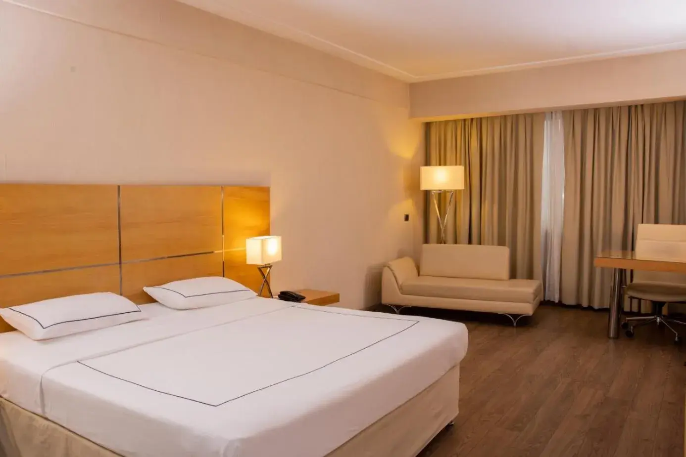 Bed in Anemon Grand Konya Otel Bed in Anemon Grand Konya Otel