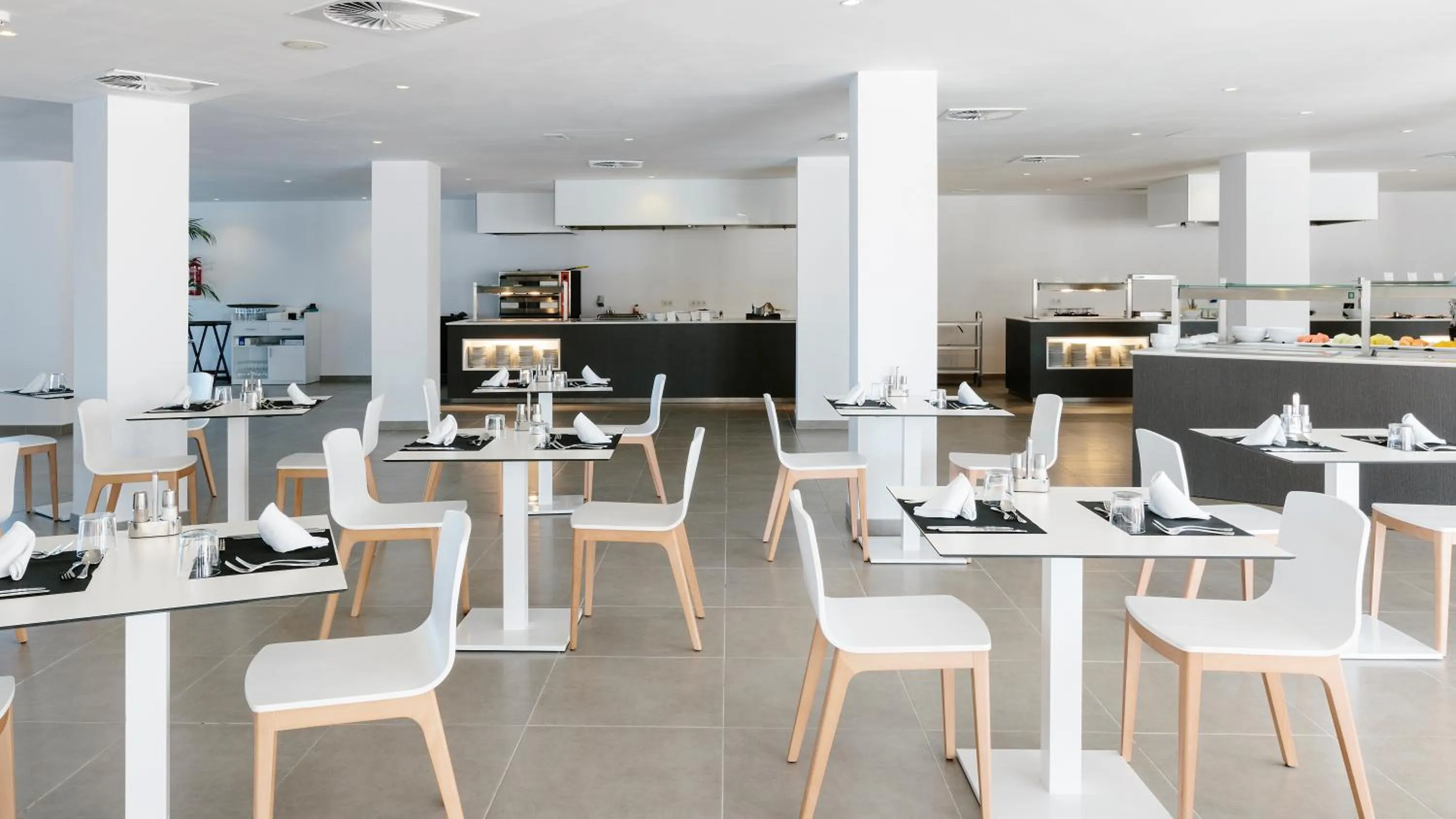 Restaurant/places to eat in AluaSoul Ibiza - Adults only