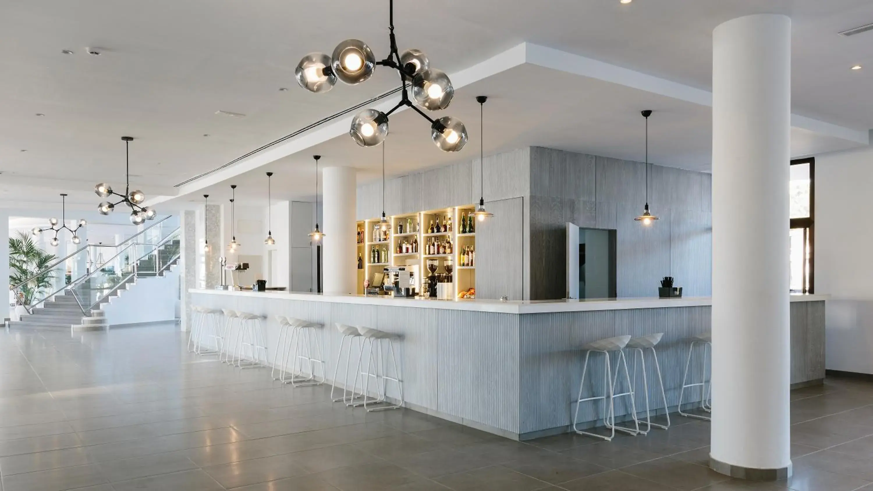 Lounge or bar in AluaSoul Ibiza - Adults only Lounge or bar in AluaSoul Ibiza - Adults only