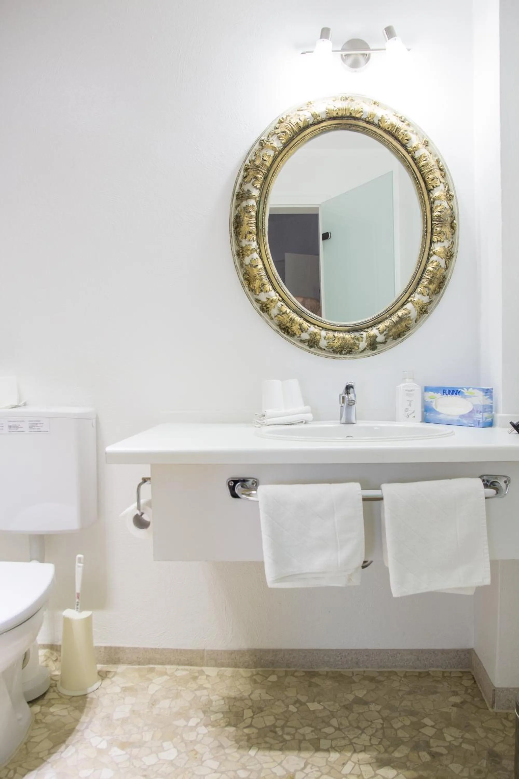 Bathroom in Hotel Gewürzmühle