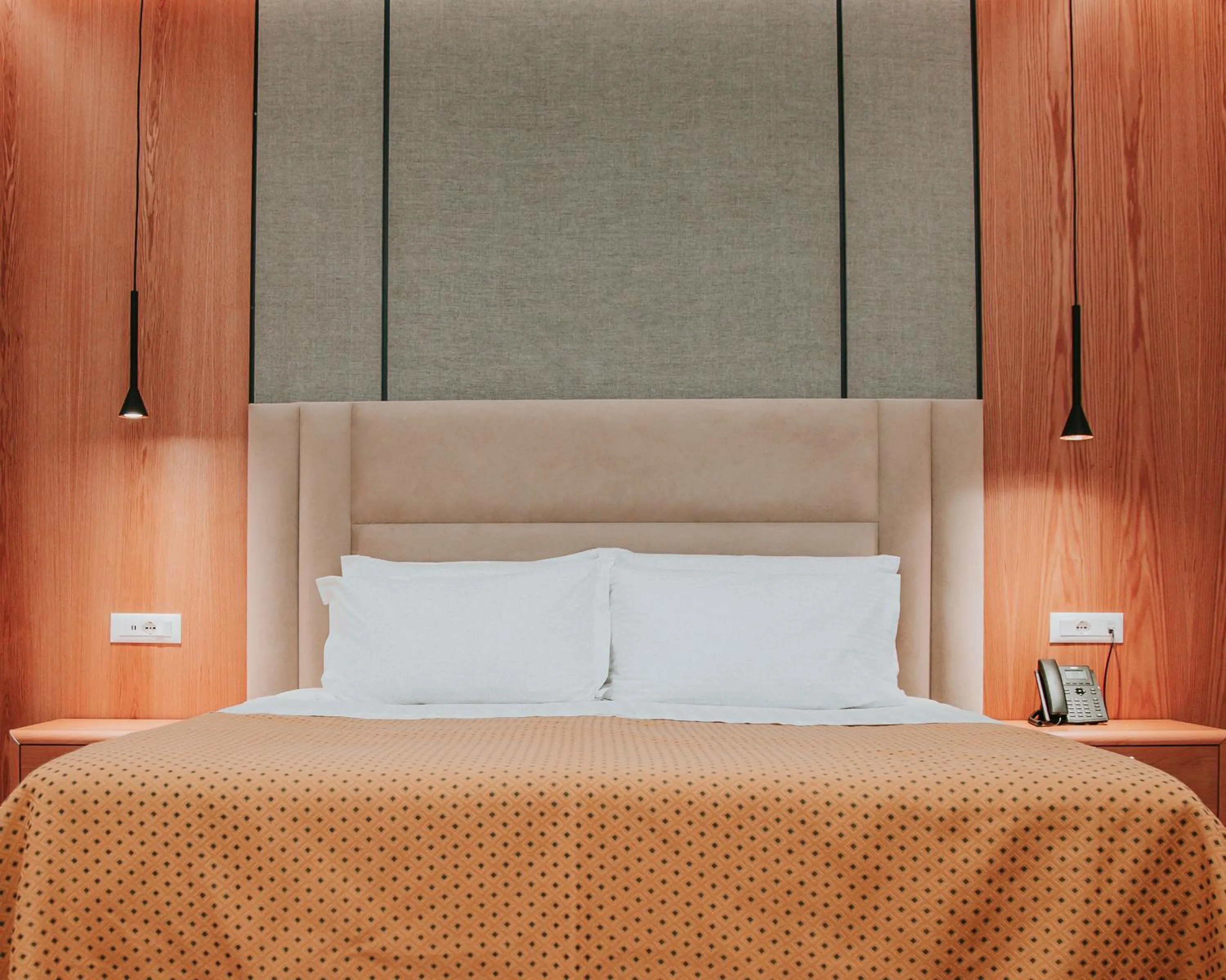 Bed in Hotel Airport Tirana