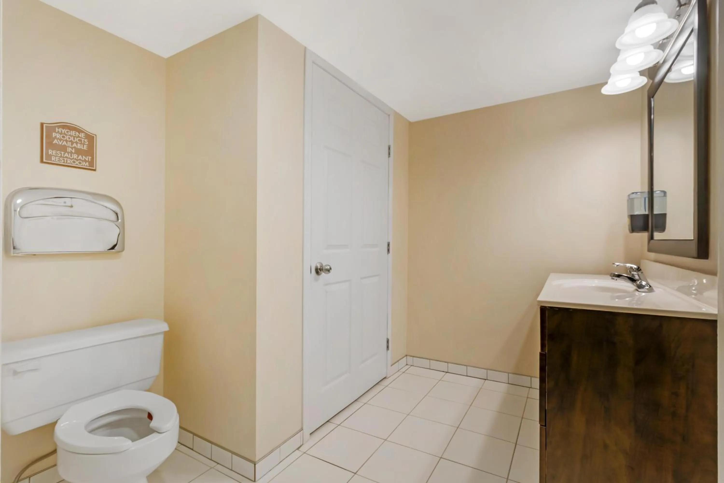 Meeting/conference room in Best Western Plus Dryden Hotel and Conference Centre