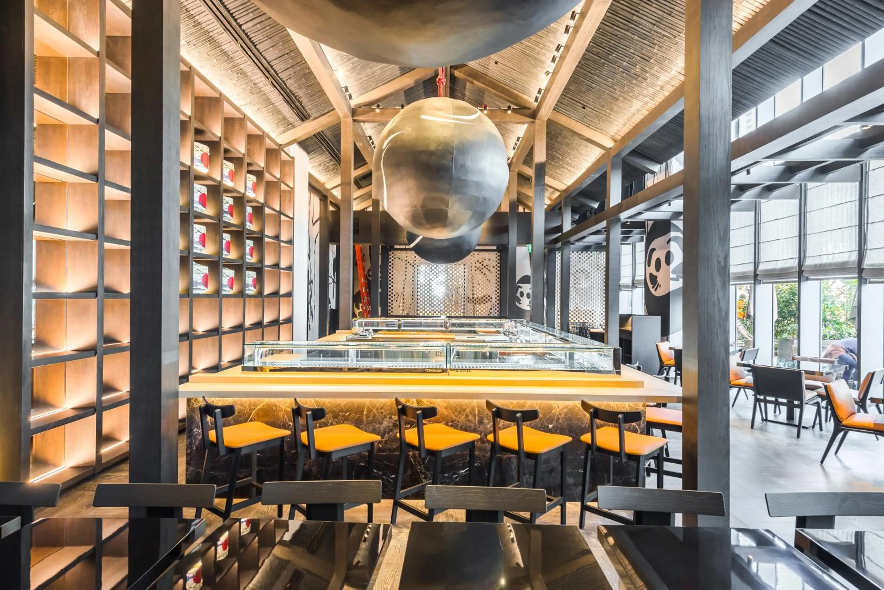 Restaurant/places to eat in SLS LUX Brickell