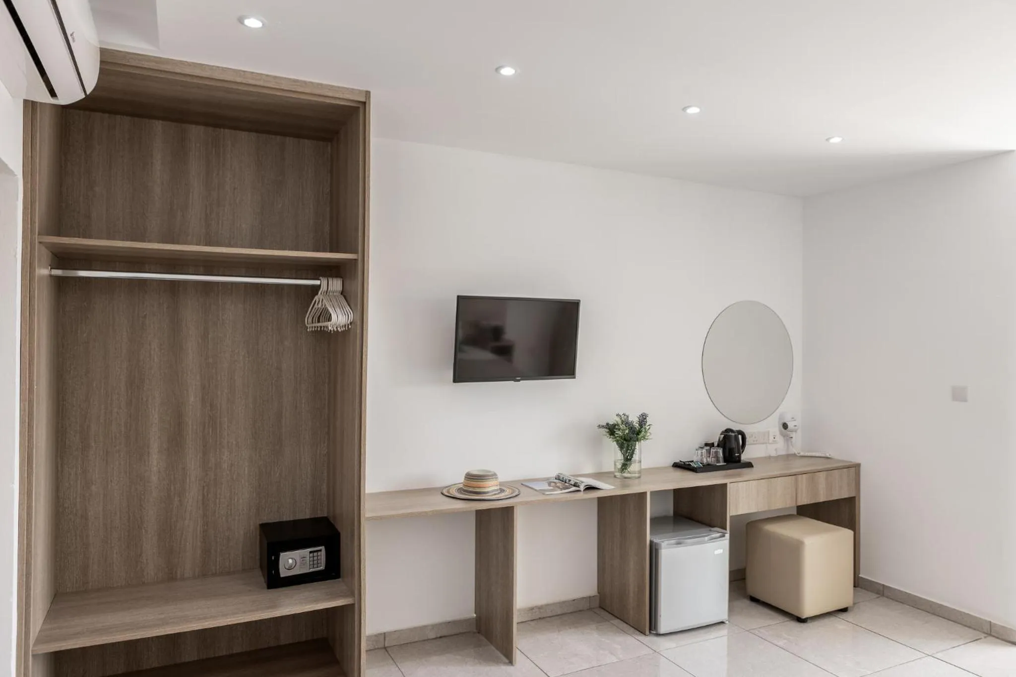 TV and multimedia in Milea Hotel