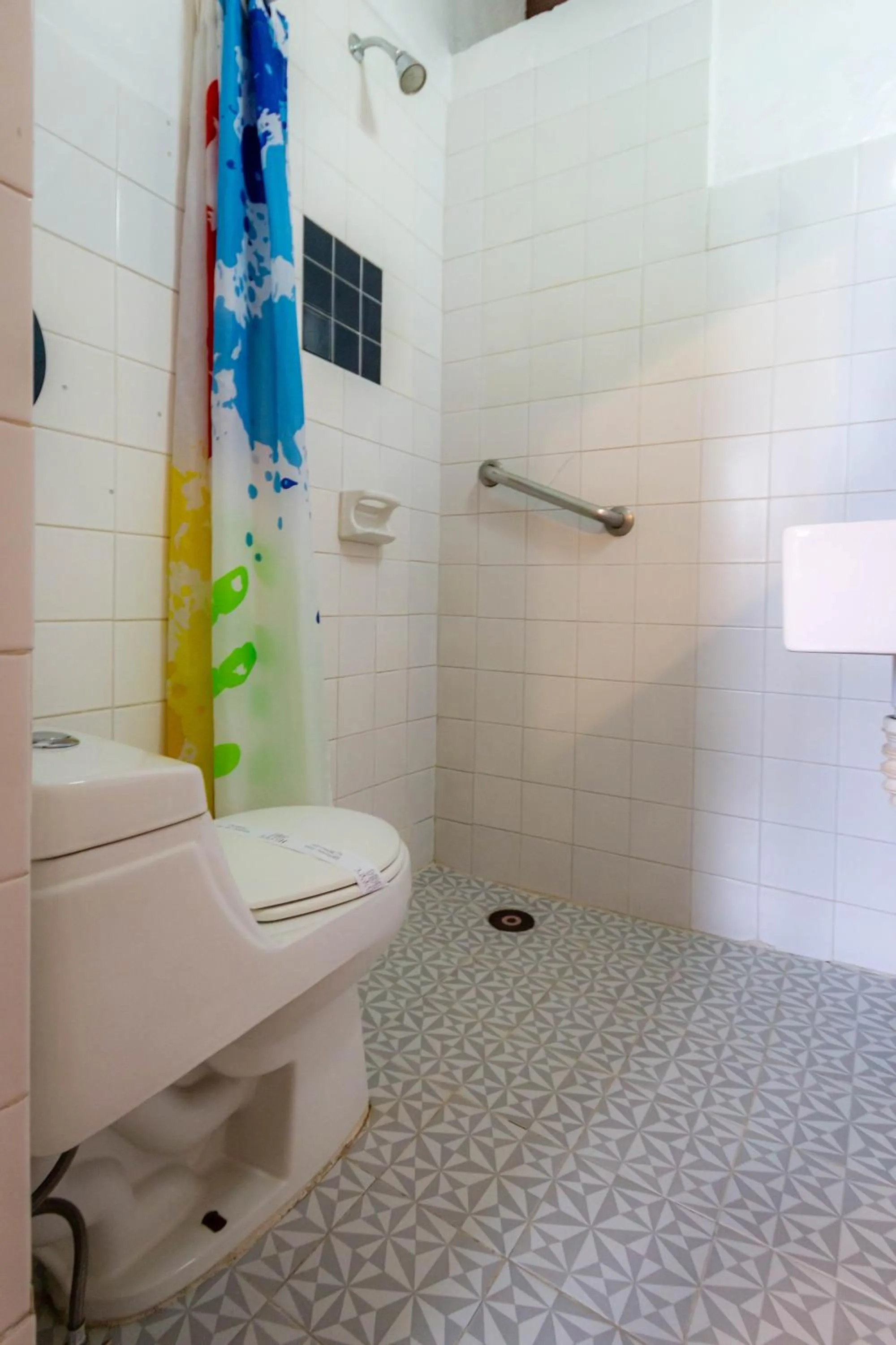 Shower in Hotel el Carmen, Morelia