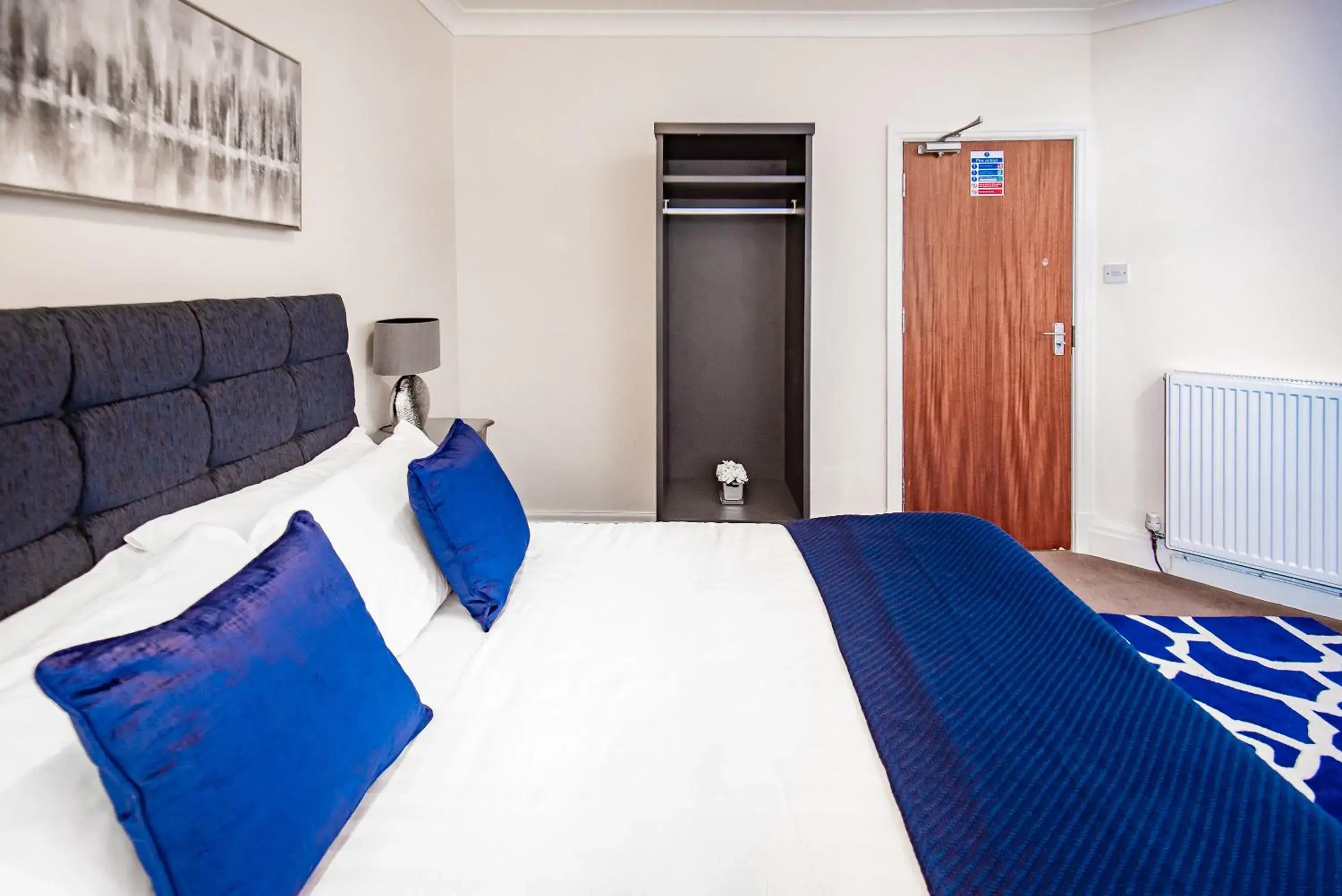 Bedroom, Bed in MARS Hotel Seaview Blackpool Bedroom, Bed in MARS Hotel Seaview Blackpool