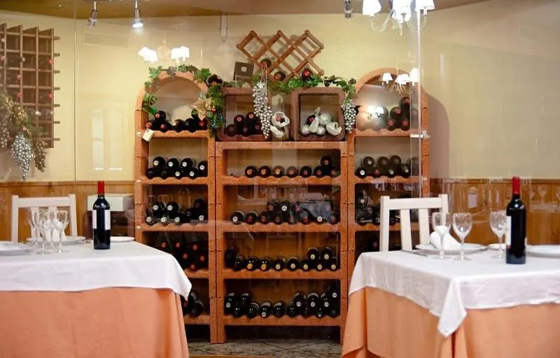 Restaurant/places to eat in Hotel Los Bartolos