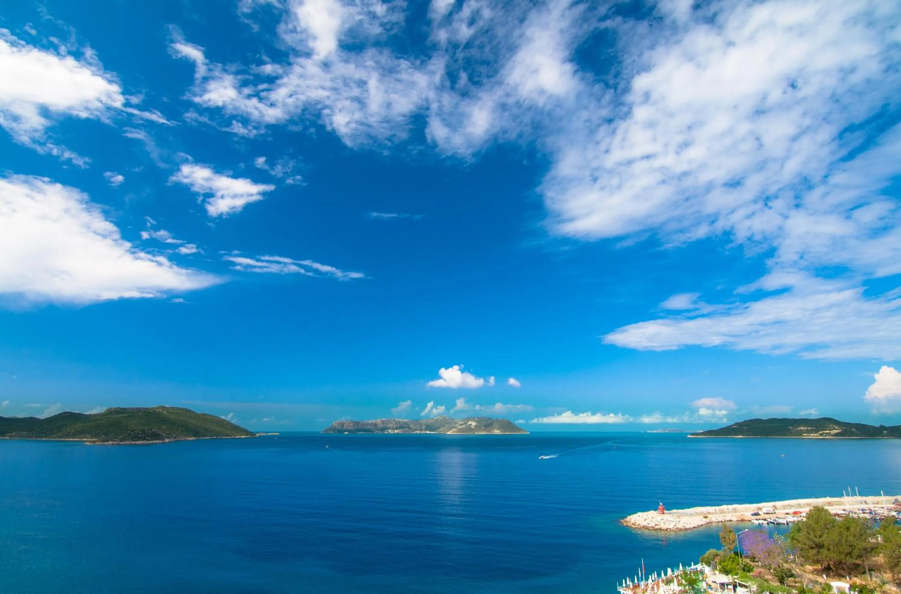 Spring in Hotel Begonvil