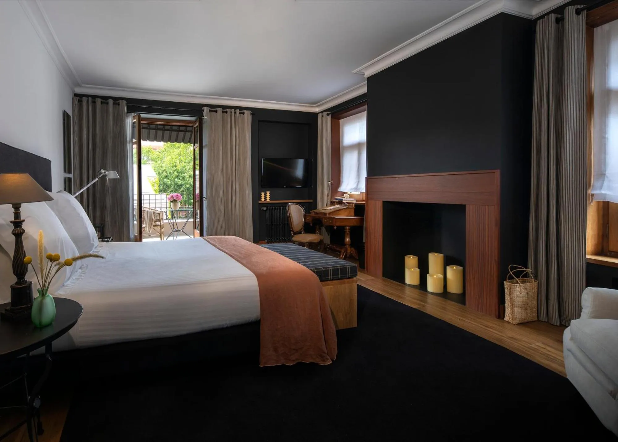 Bedroom, Bed in Primero Primera