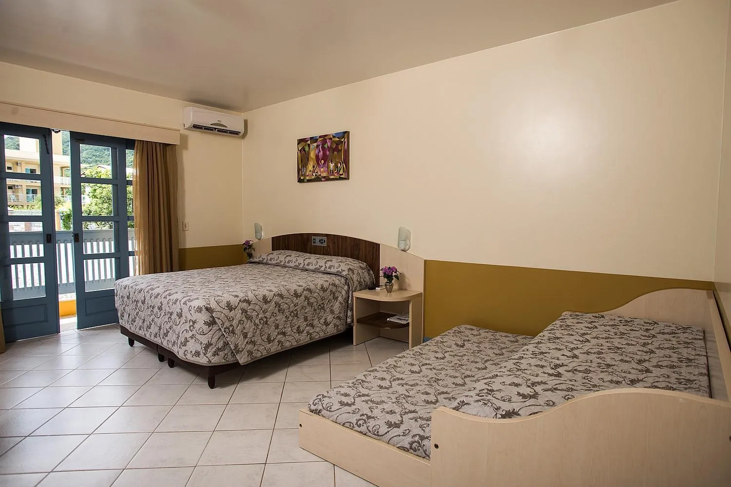 Bedroom, Bed in Vila Olaria Hotel