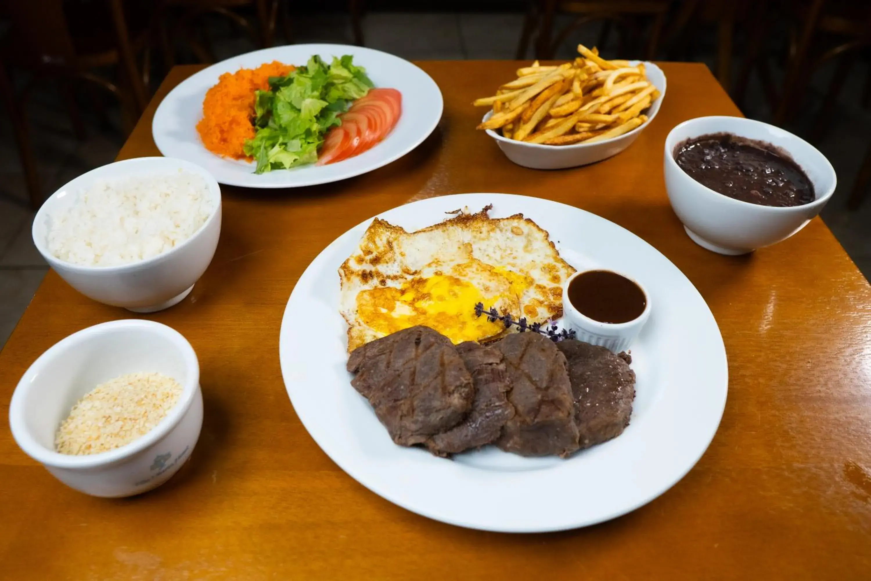 Restaurant/places to eat in Vila Olaria Hotel Restaurant/places to eat in Vila Olaria Hotel