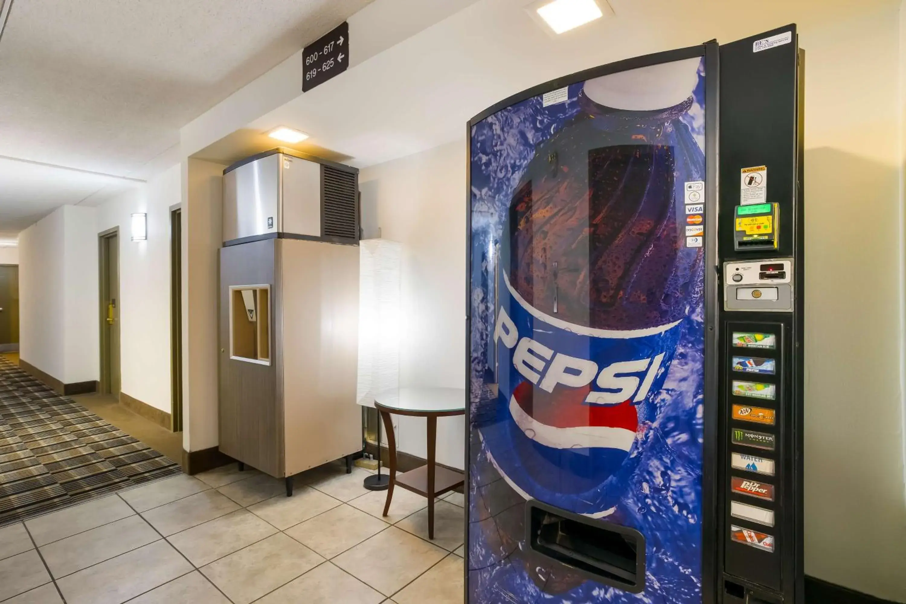 Property building in Best Western Riverfront Inn Property building in Best Western Riverfront Inn