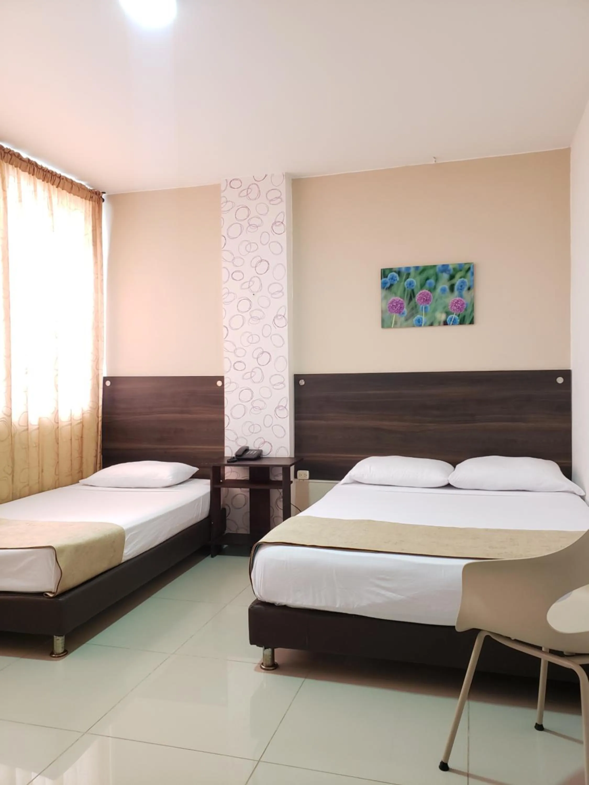 Photo of the whole room, Bed in Hotel Suite Center Pereira