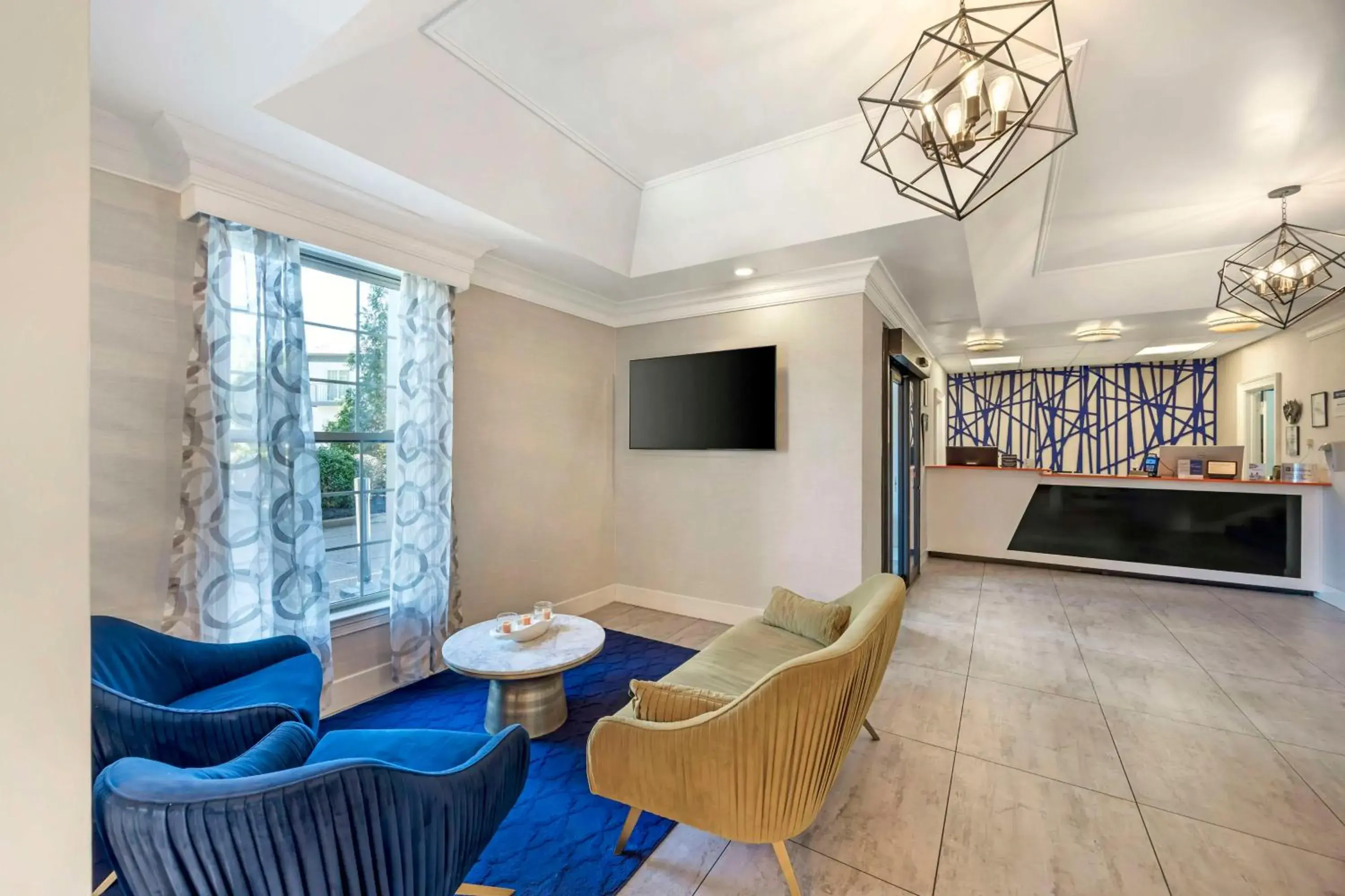 Lobby or reception in Best Western Brentwood Lobby or reception in Best Western Brentwood