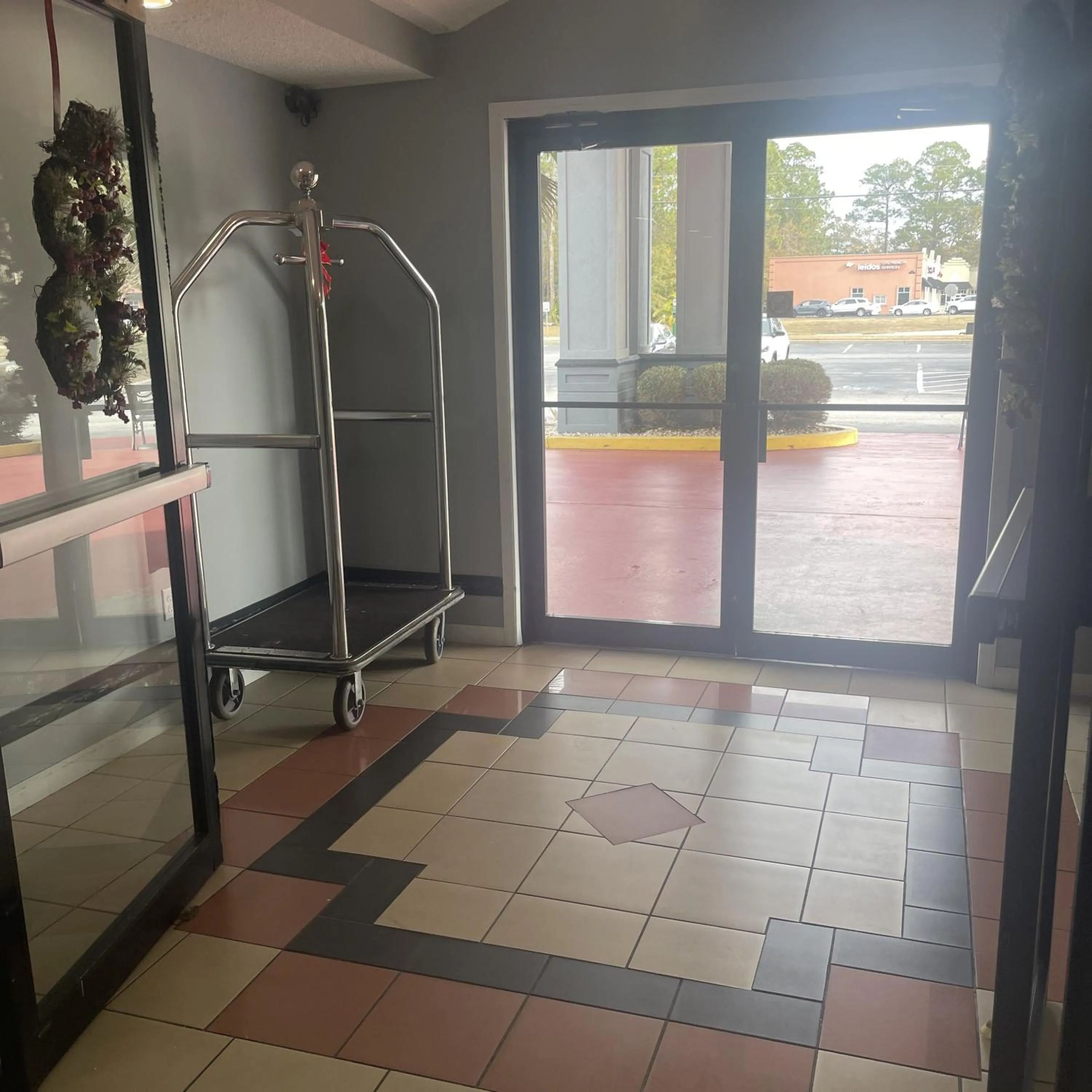 Lobby or reception in Red Roof Inn & Suites Hinesville