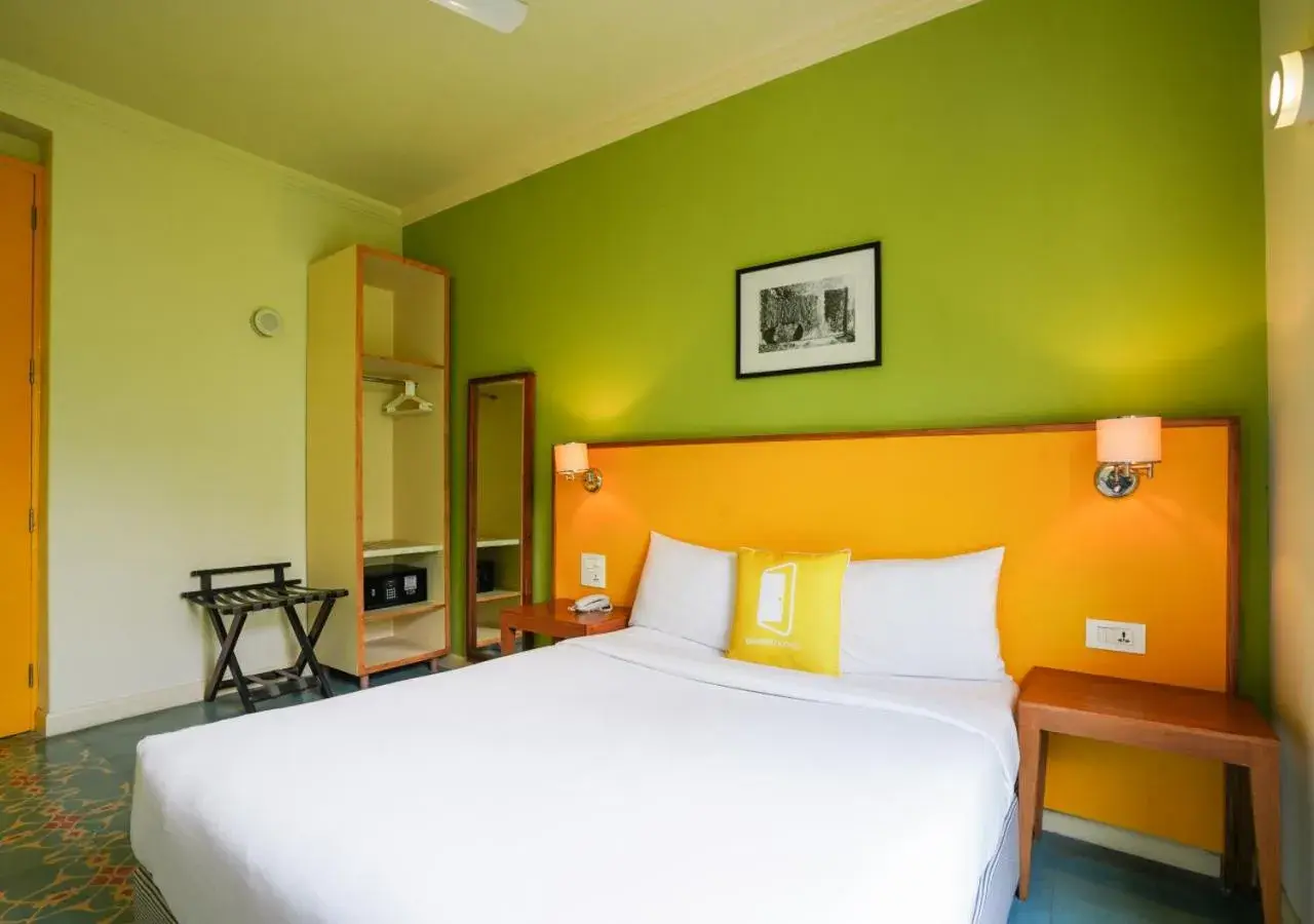 Bedroom, Bed in Bloom Boutique l Signature Towers Bedroom, Bed in Bloom Boutique l Signature Towers