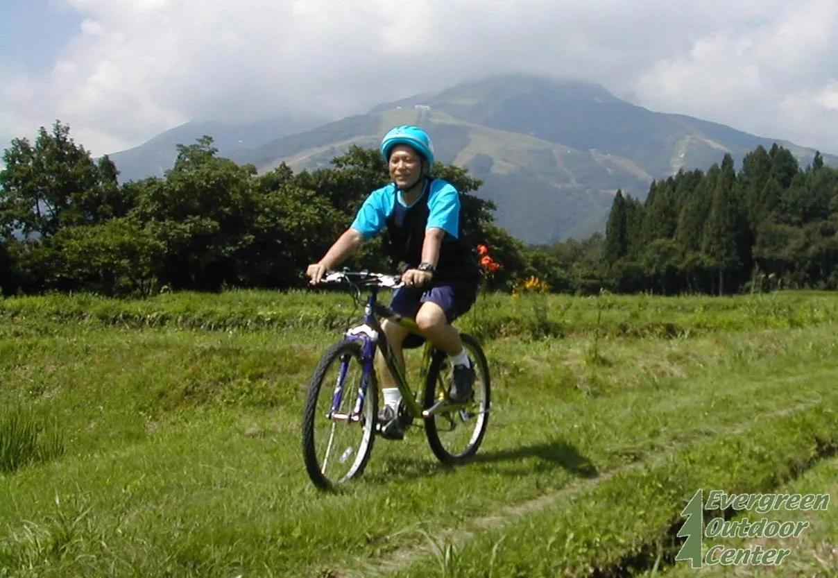 Cycling in Hakuba Yamano Hotel