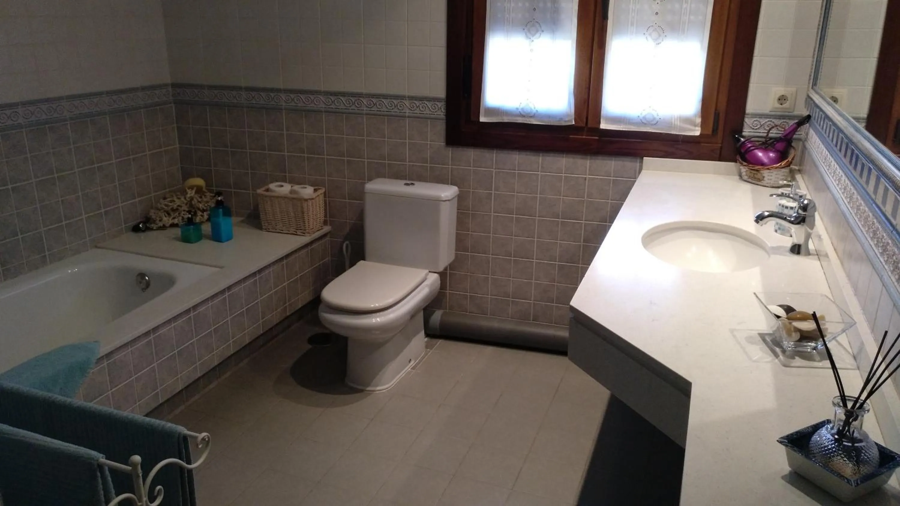 Standard Twin Room with Garden View in O Candil De Santa Ana