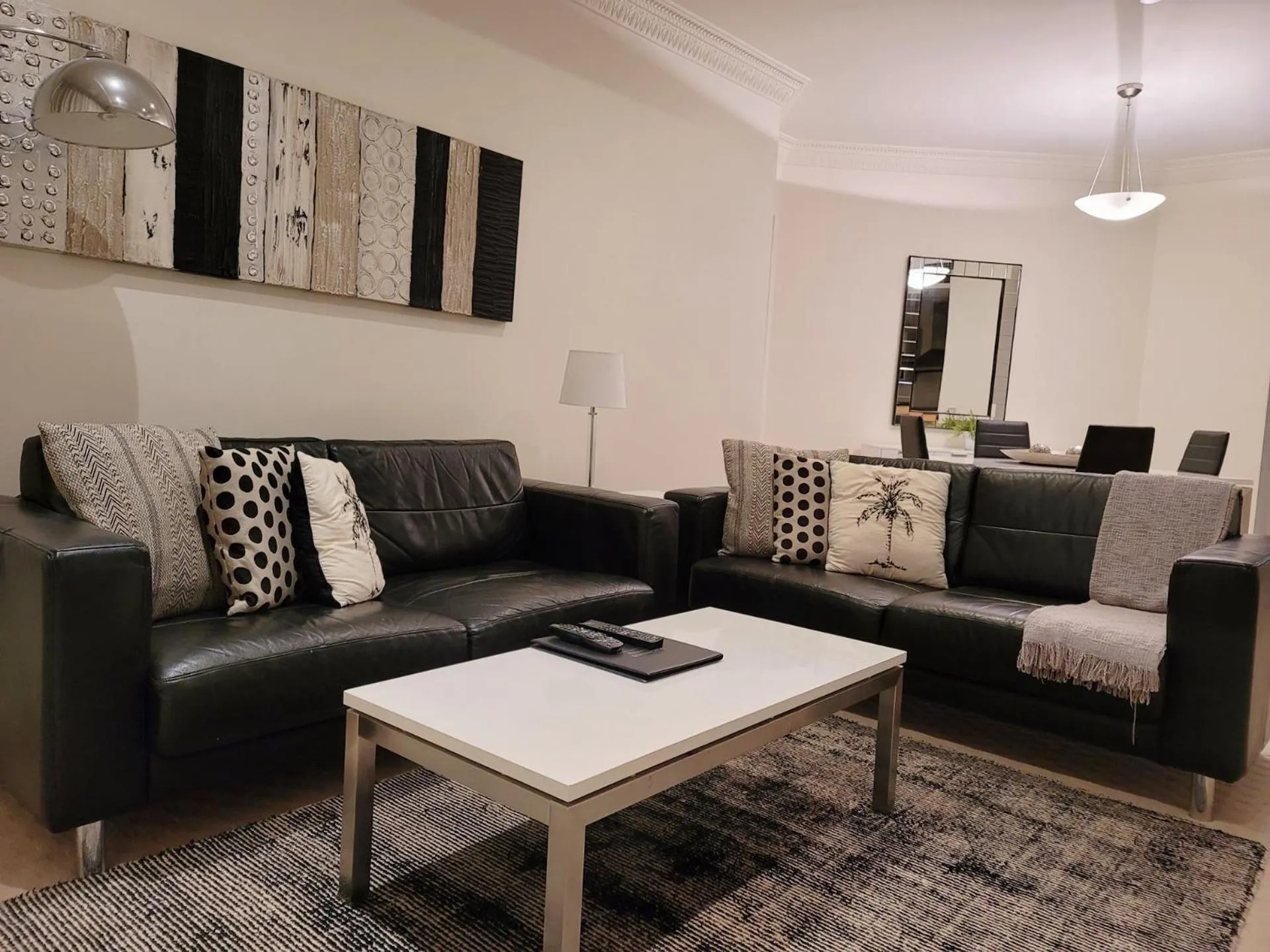 Living room in MacArthur Chambers