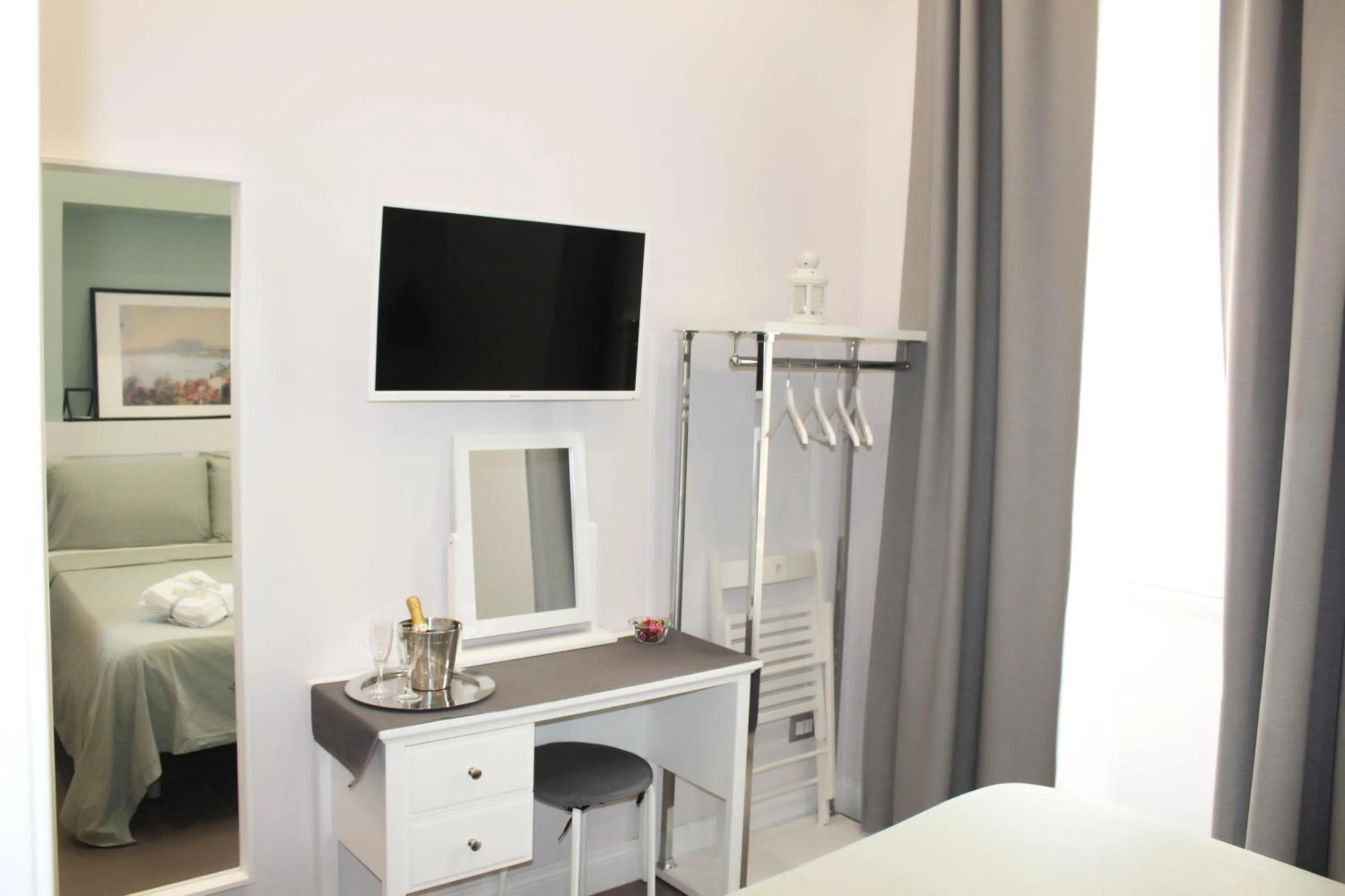 TV and multimedia in Residenza La Scala