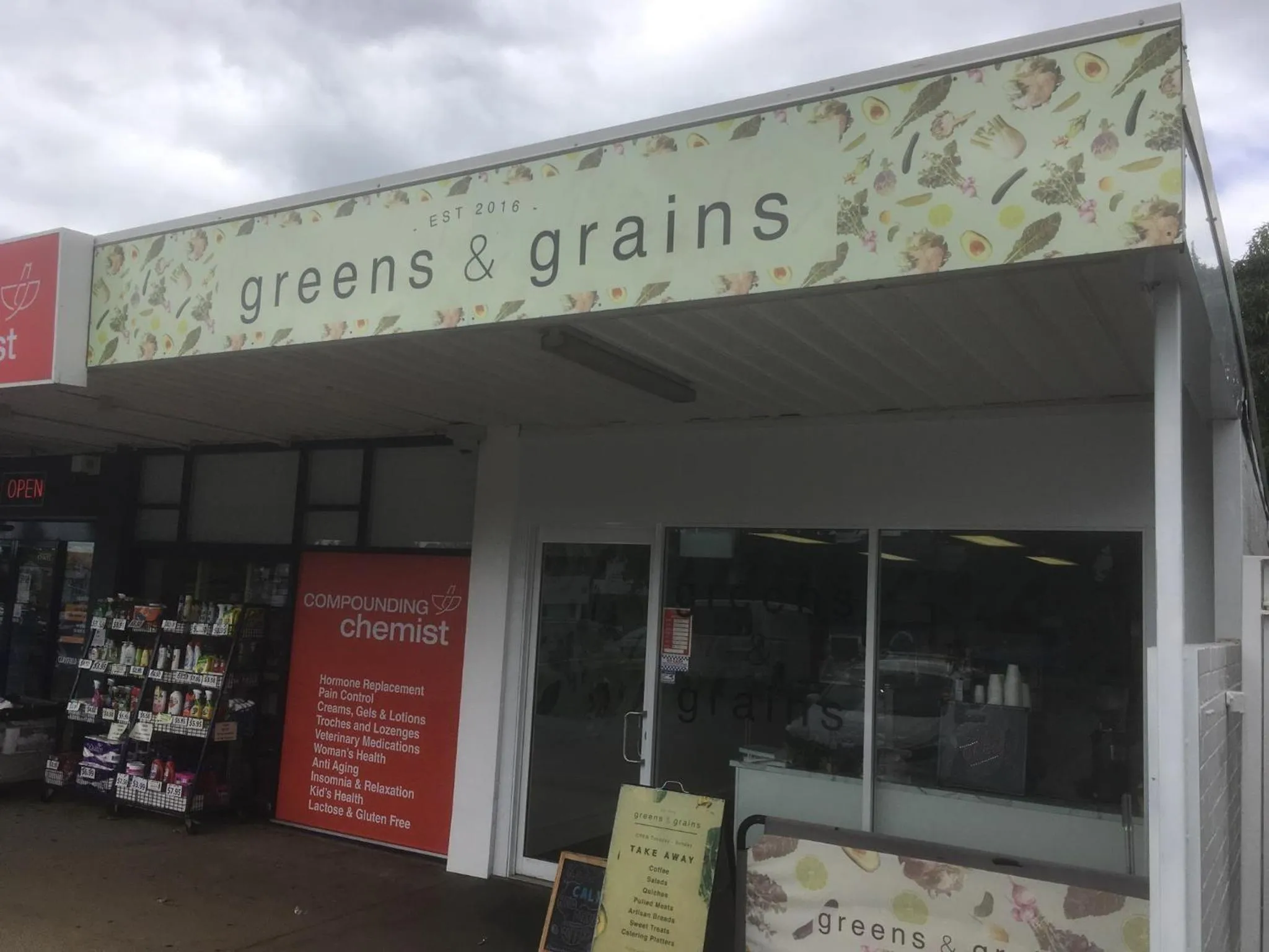 Restaurant/places to eat in Airport Clayfield Motel