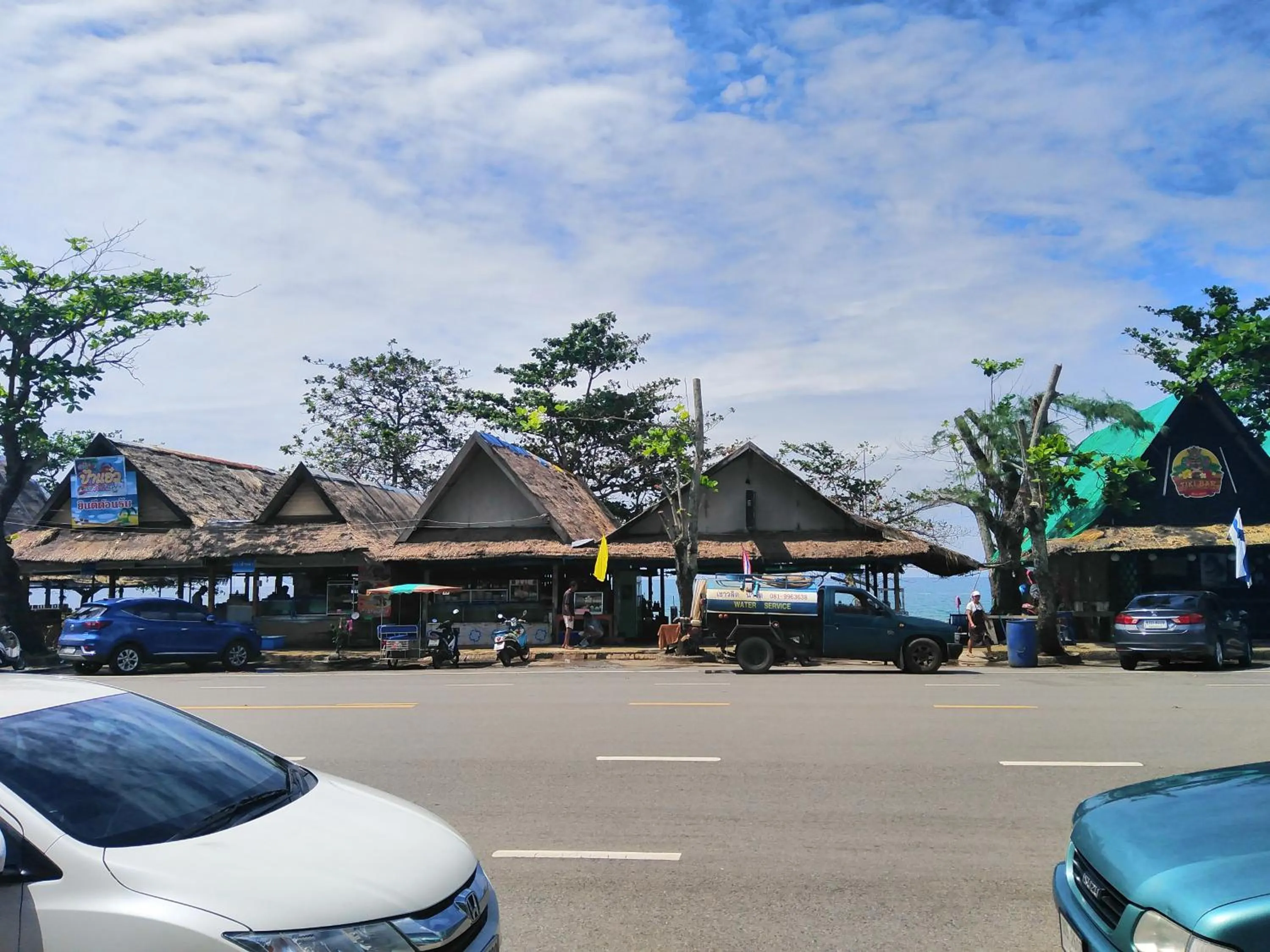 Beach in Pimpimarn Hotel