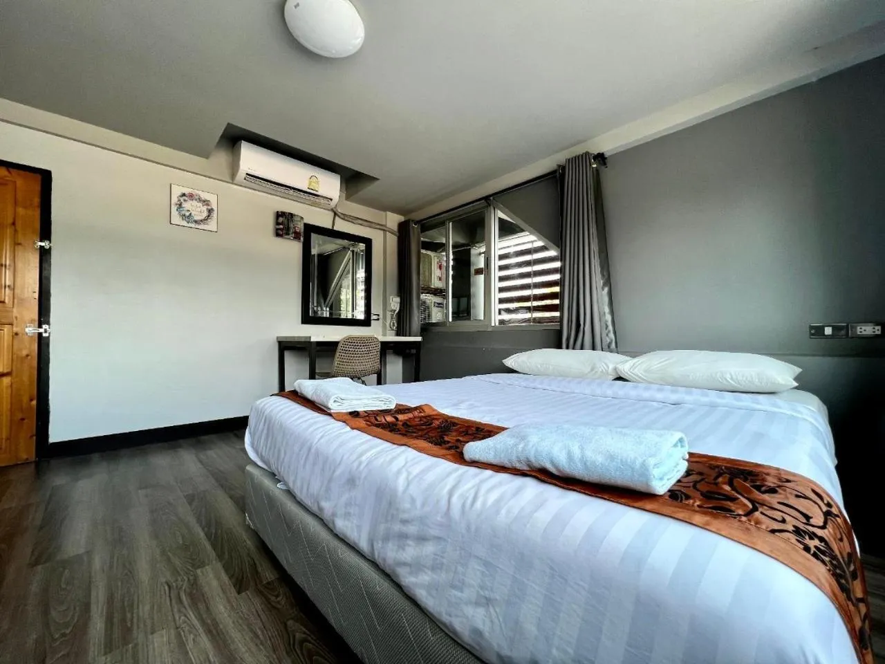 Bed in Pimpimarn Hotel