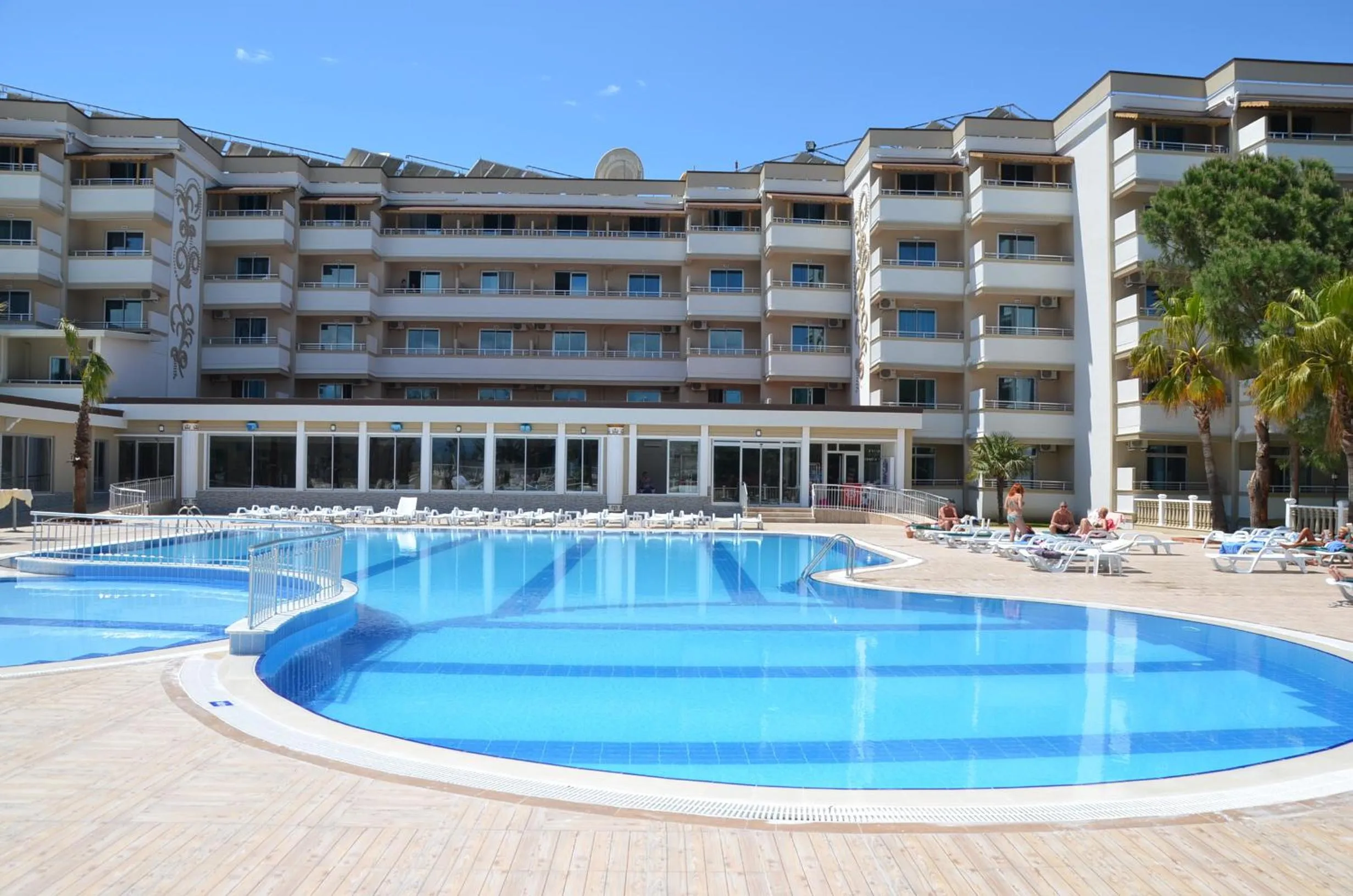 Pool view in Linda Resort Hotel