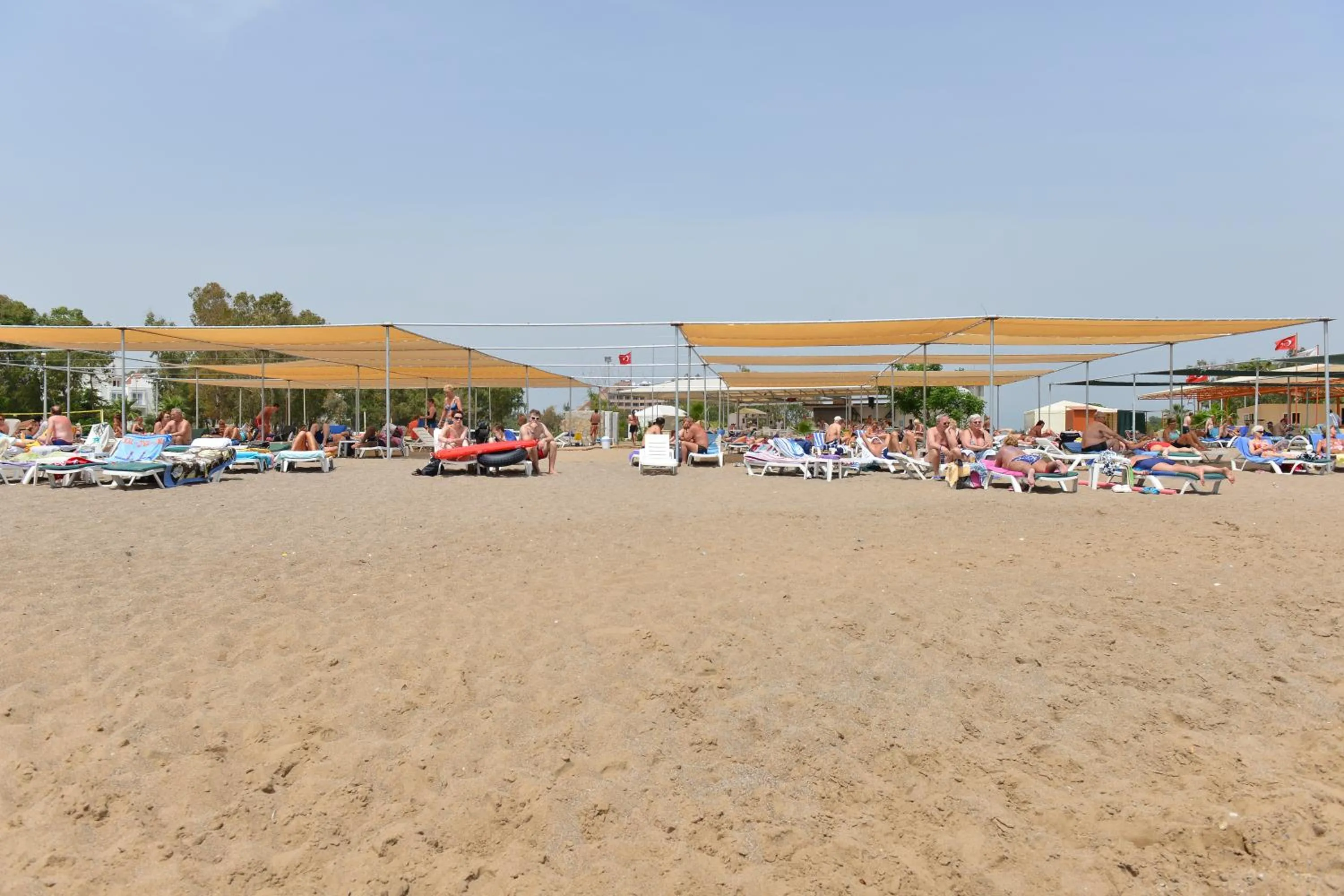 Beach in Linda Resort Hotel