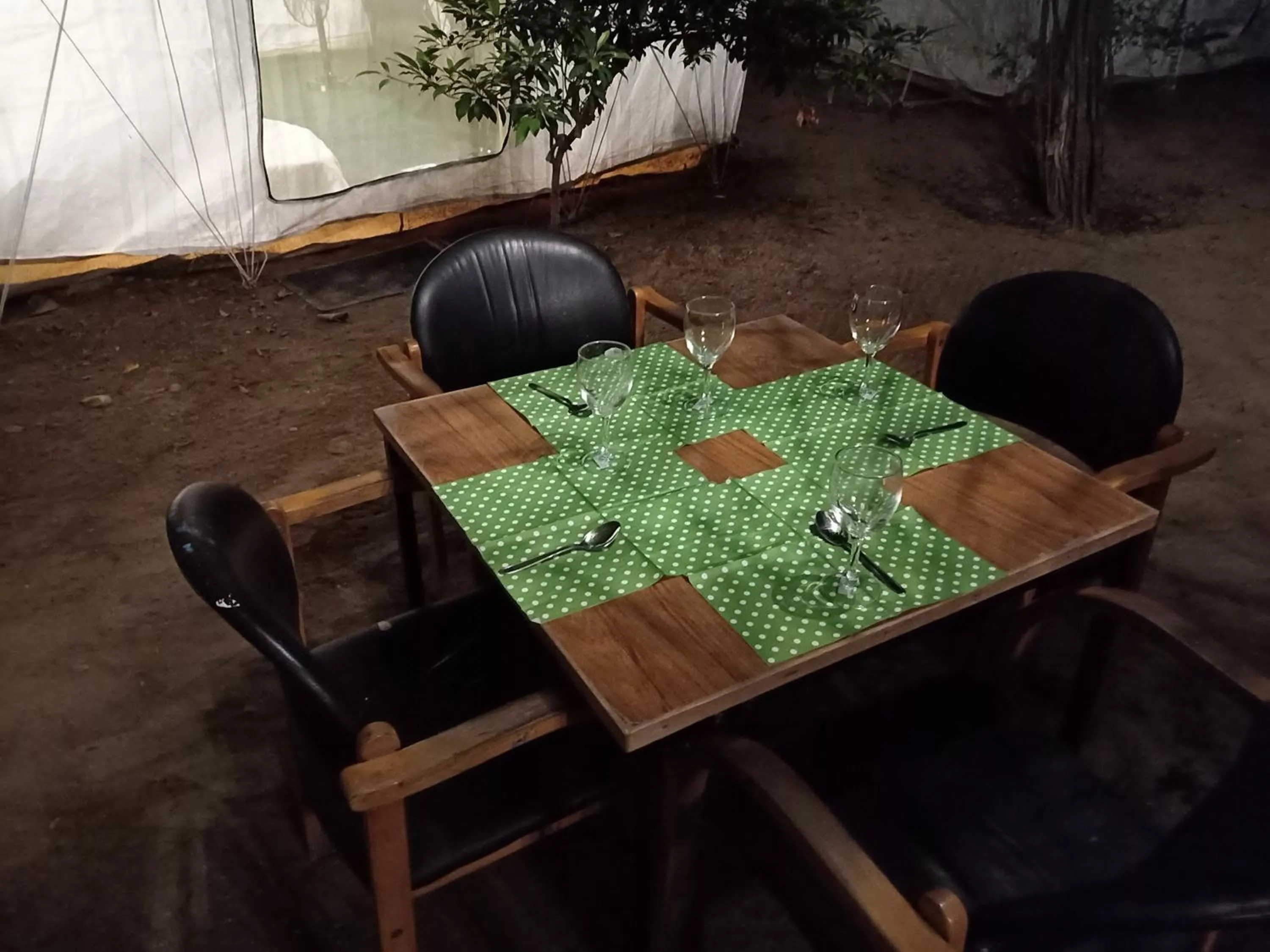 Restaurant/places to eat in Nature Trail camps & Homestay