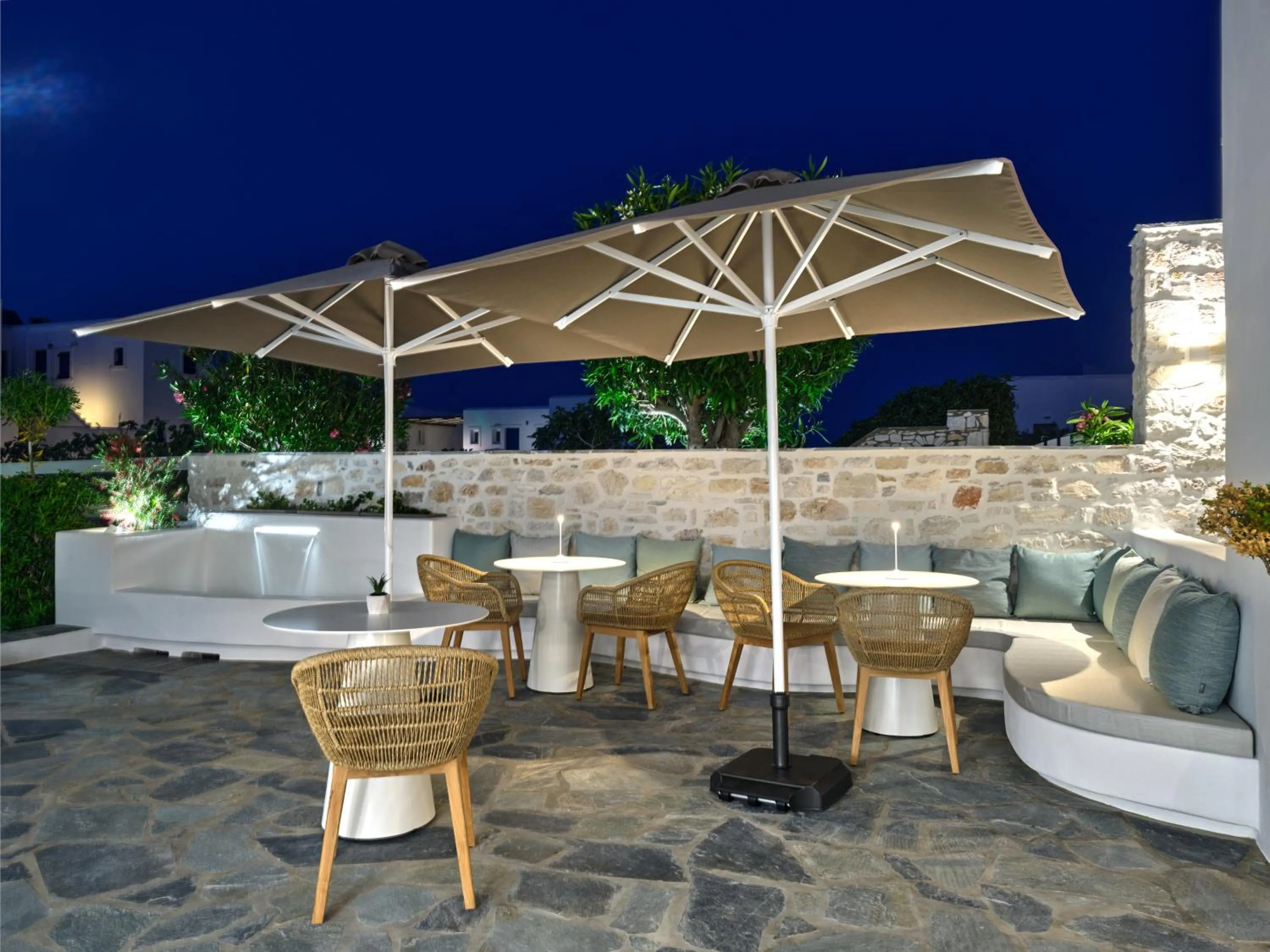Restaurant/places to eat in Kandiani Bleu Ciel
