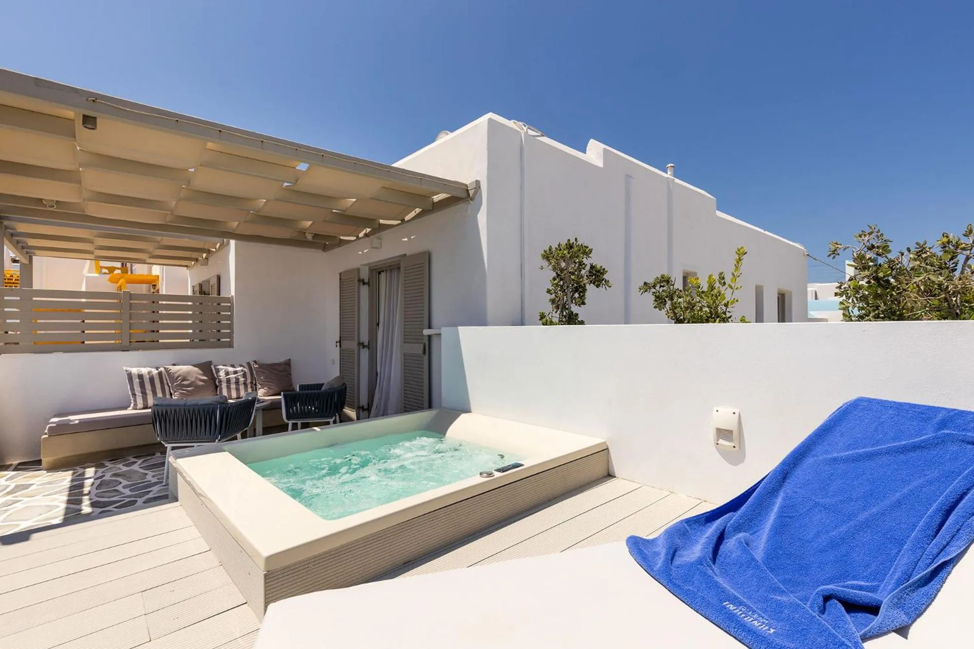 Hot Tub in Kandiani Bleu Ciel