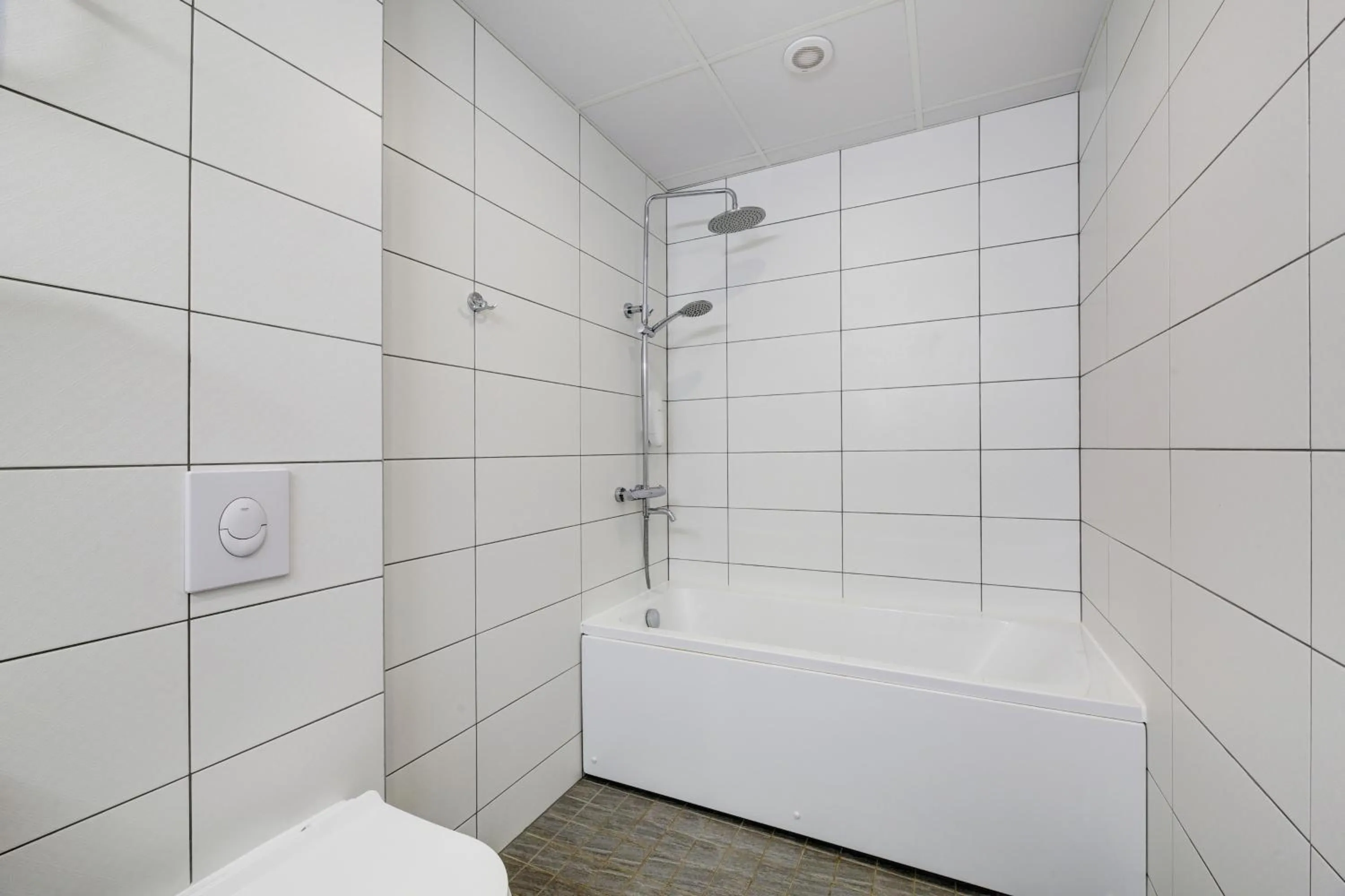 Shower in ESTONIA Medical Spa & Hotel