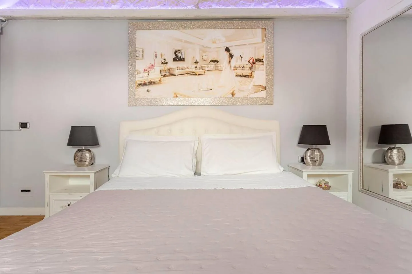 Bedroom, Bed in House Garden Loft