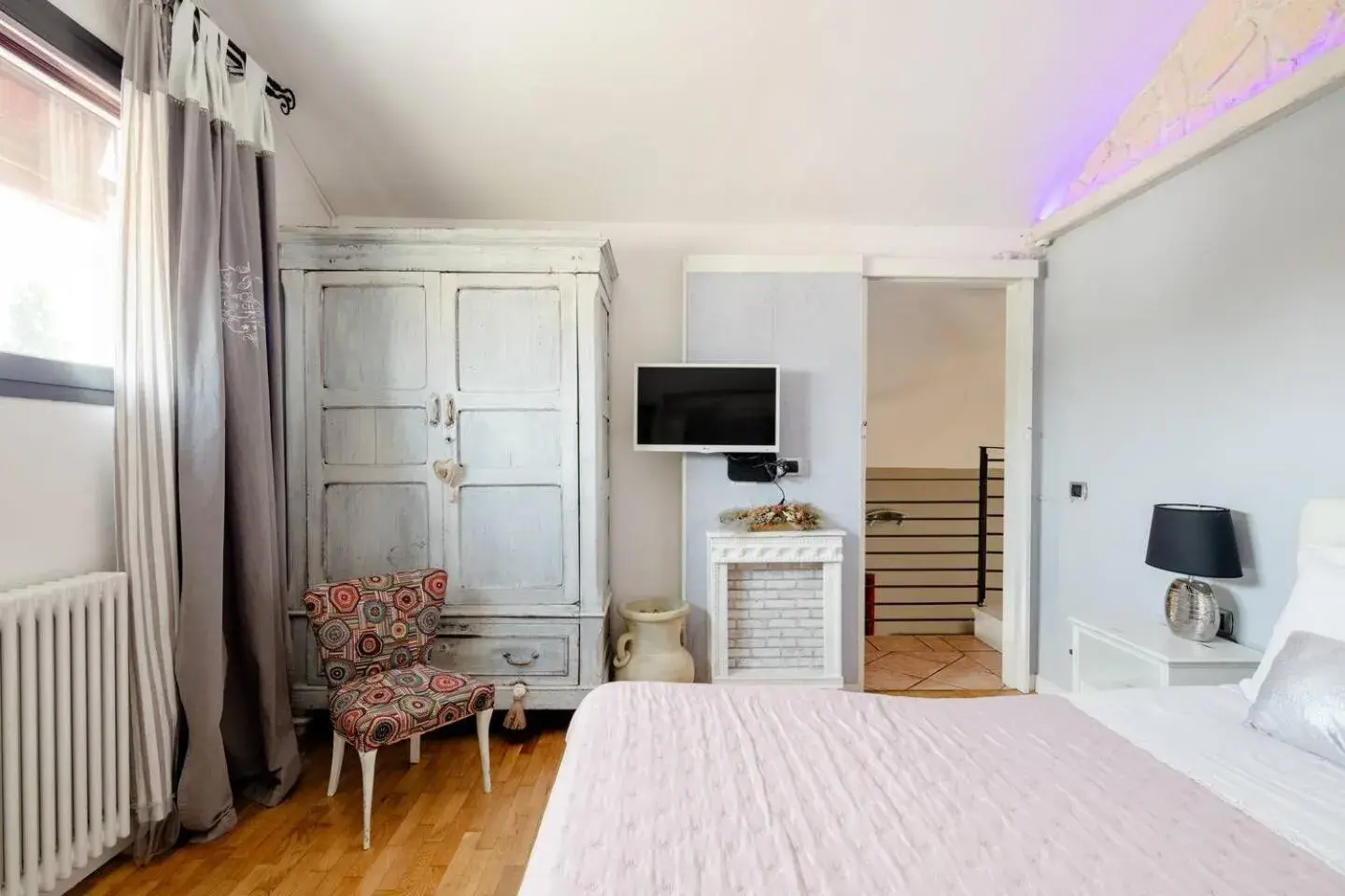 Double Room with Private Bathroom in House Garden Loft Double Room with Private Bathroom in House Garden Loft