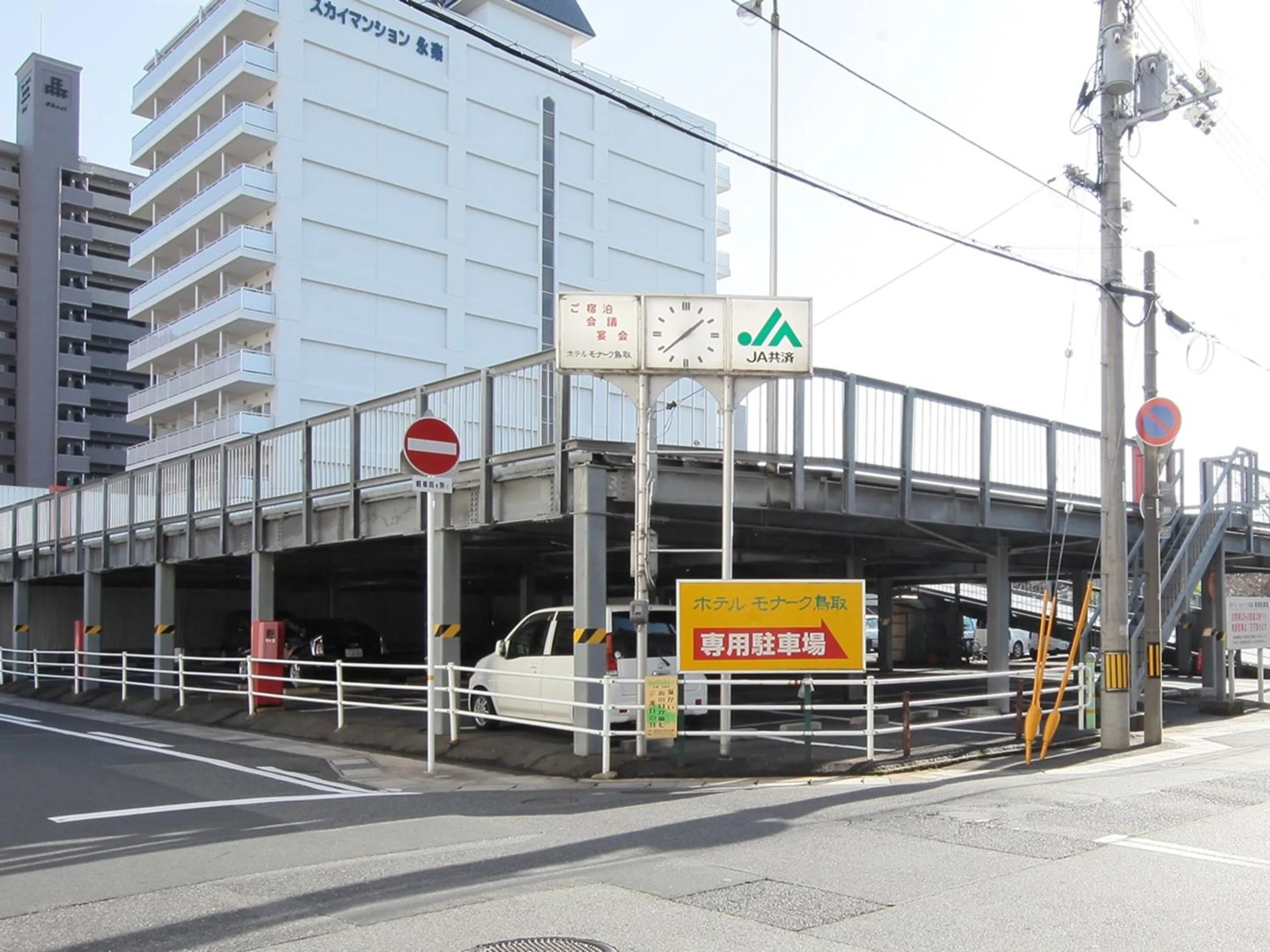 Parking in Tottori Onsen Hotel Monarque Tottori
