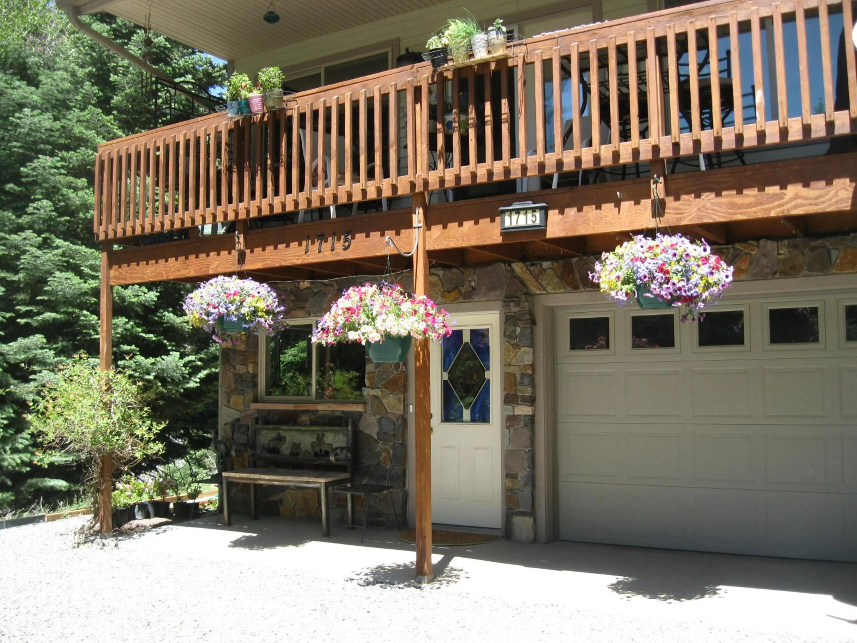 Property building in Bridal Veil Bed and Breakfast