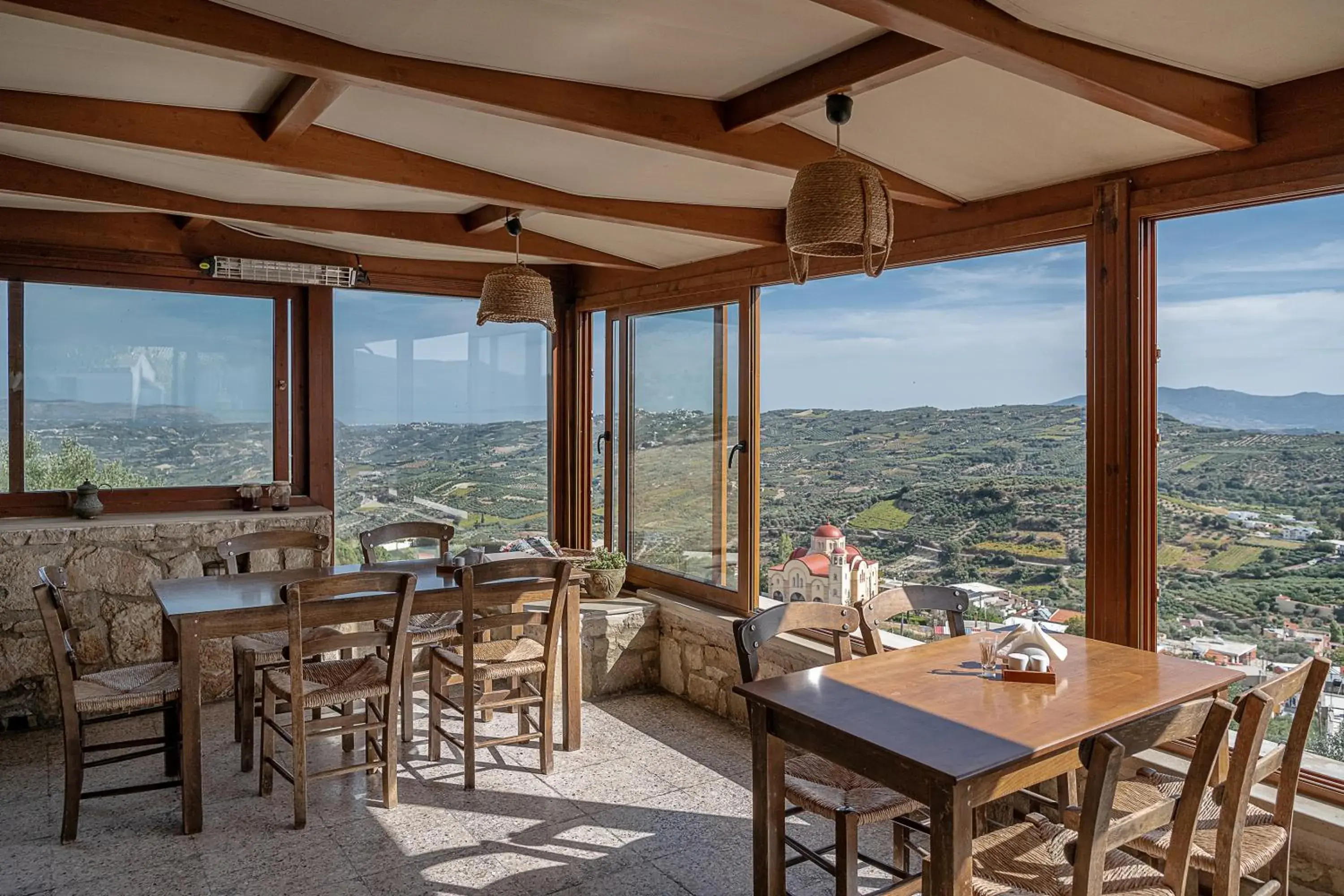 Restaurant/places to eat in Earino Restaurant/places to eat in Earino