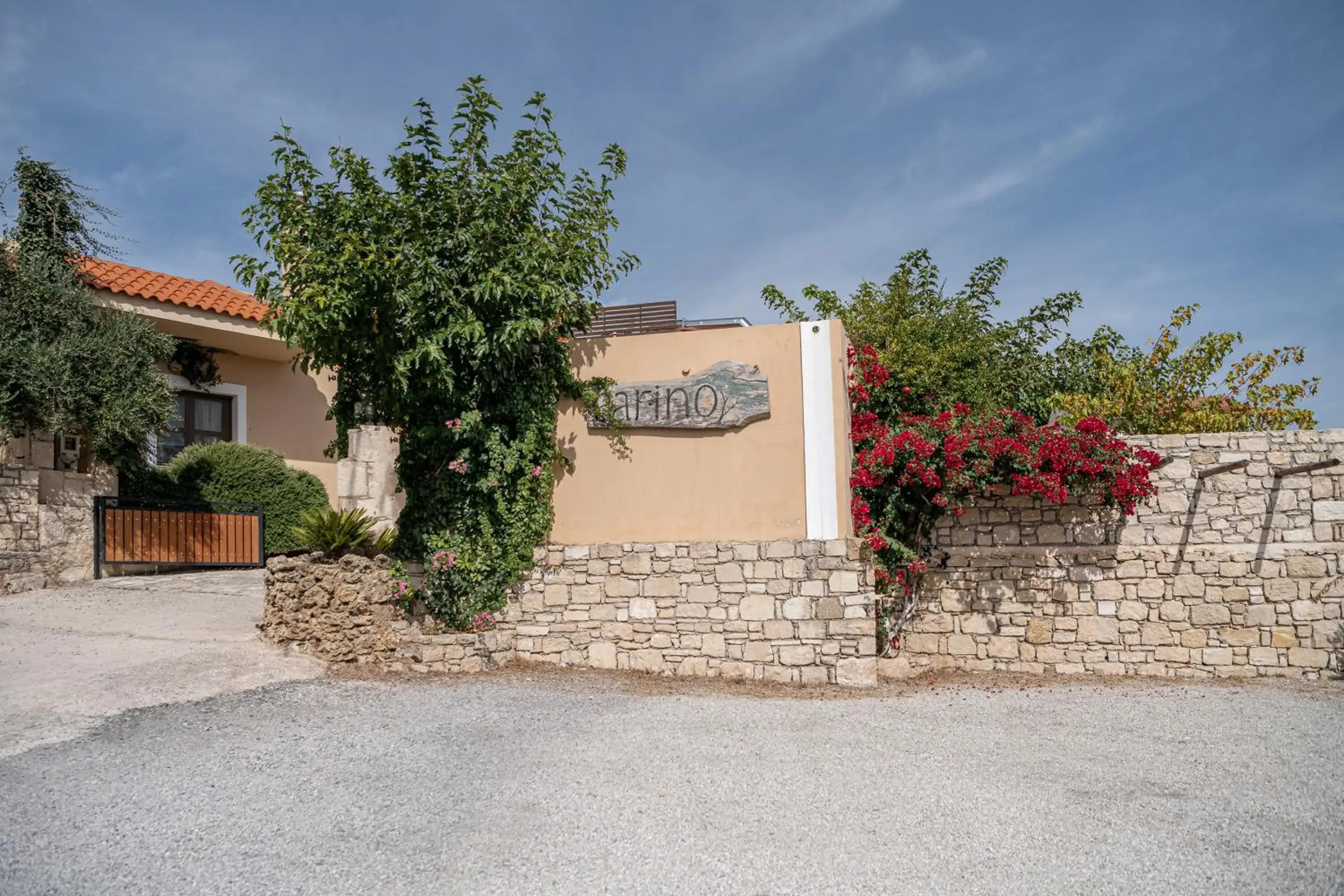 Property building in Earino Property building in Earino