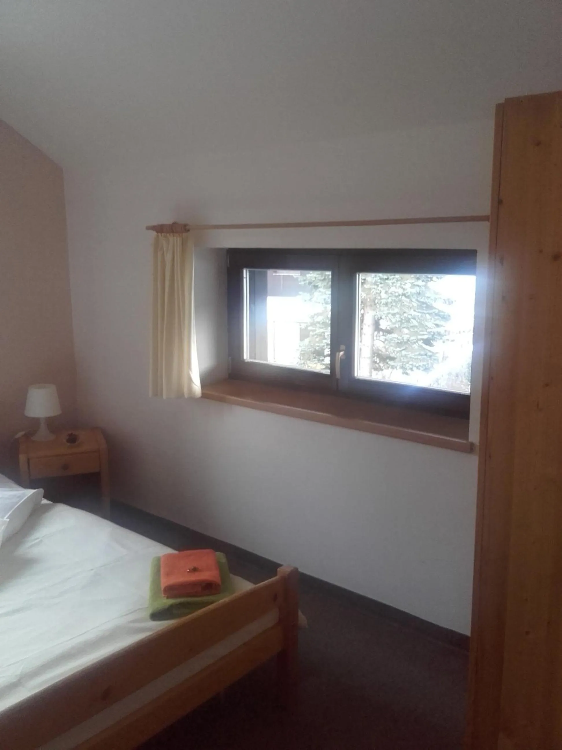 City view, Bed in Hotel Anna