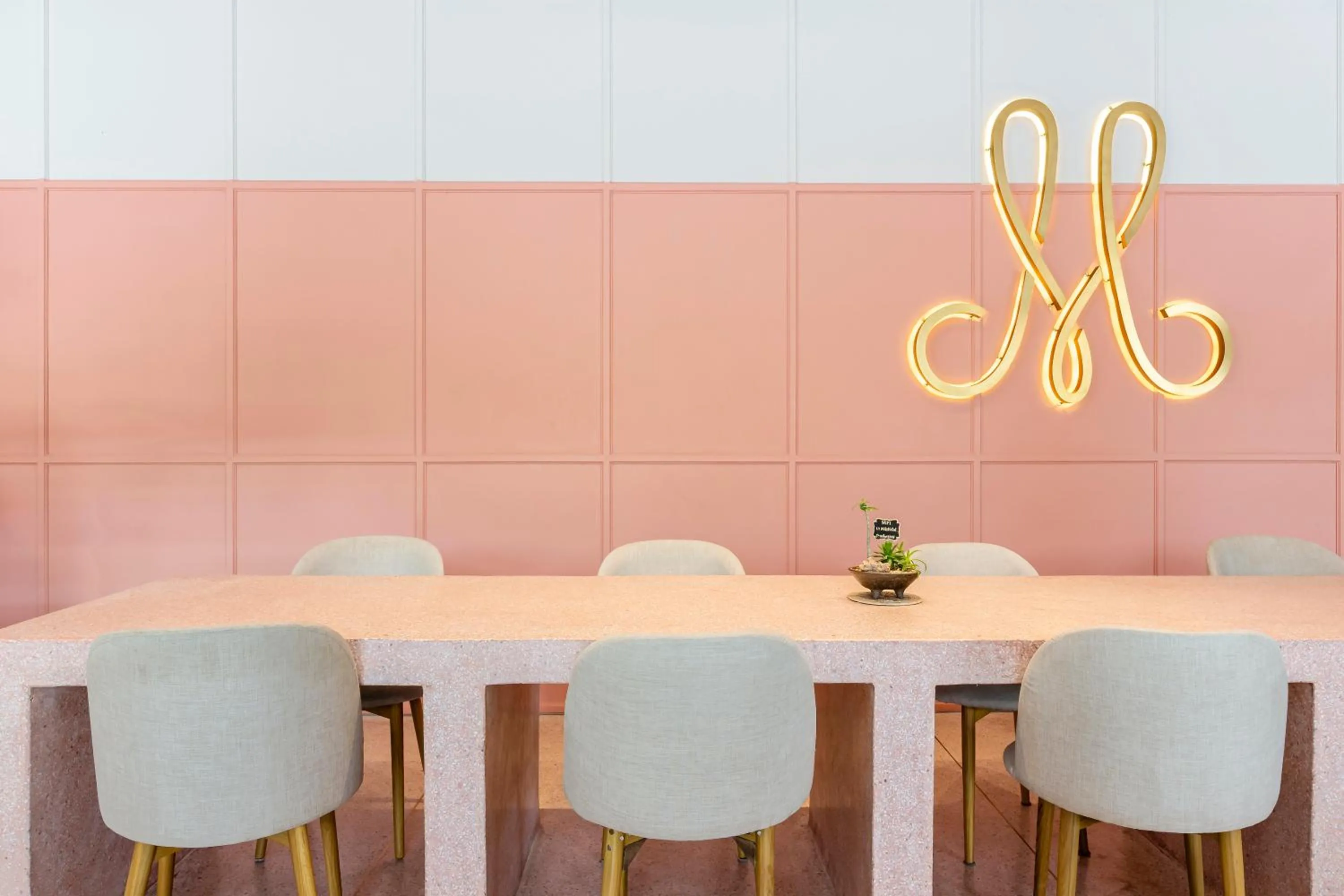 Dining area in MiLa Thapae@Chiang Mai Old City